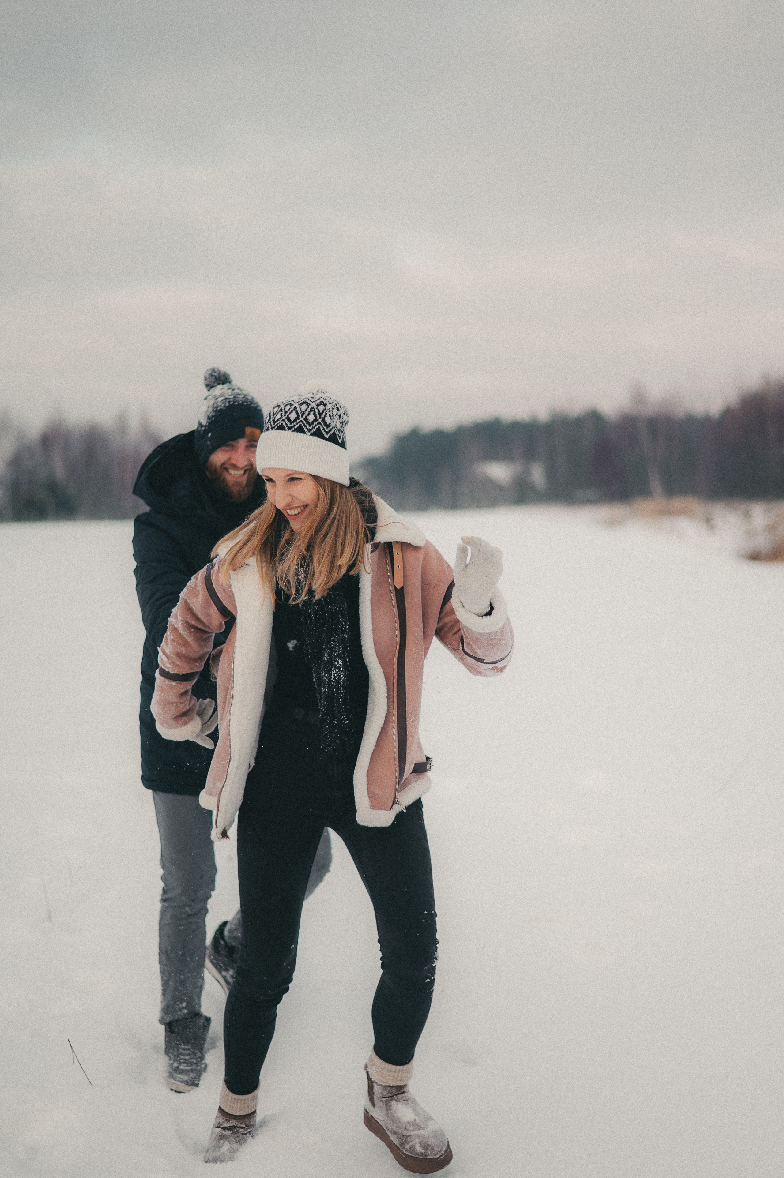 Kasia & Czarek - Sesja zimowa w Wołominie. Naturalnie pięknie - Klaudia Rowicka