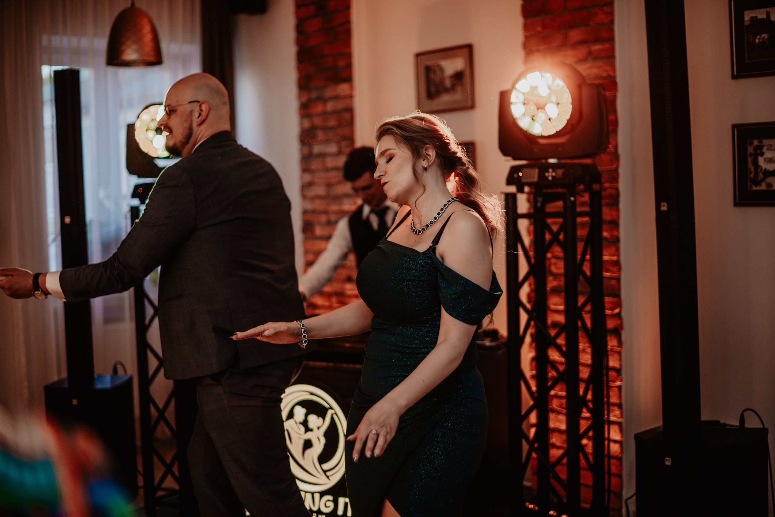 Reportaż ślubny Magdaleny i Jakuba. Bałanda Fotografia – Sesje Kobiece, Rodzinne, Miłosne, Reportaże | Katowice Śląsk