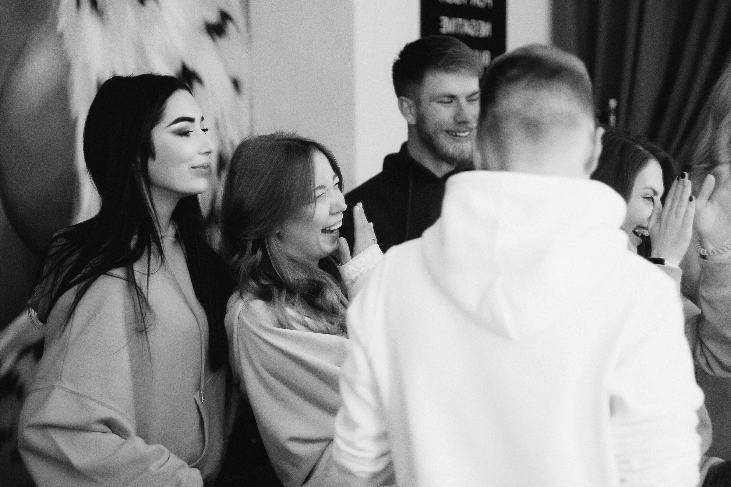 Бекстейдж новогодней фотосессии для команды Aurora City. Весільний та Репортажний фотограф Іванченко Максим. Дніпро, Україна