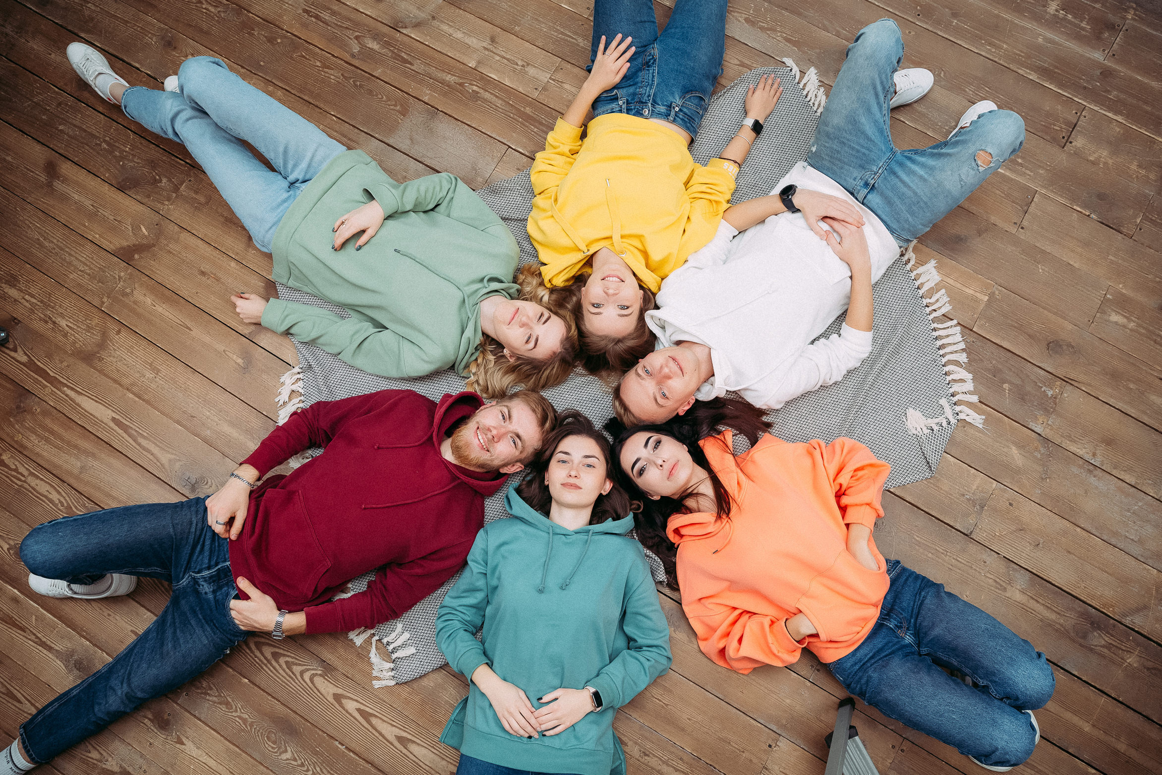 Бекстейдж новогодней фотосессии для команды Aurora City. Весільний та Репортажний фотограф Іванченко Максим. Дніпро, Україна