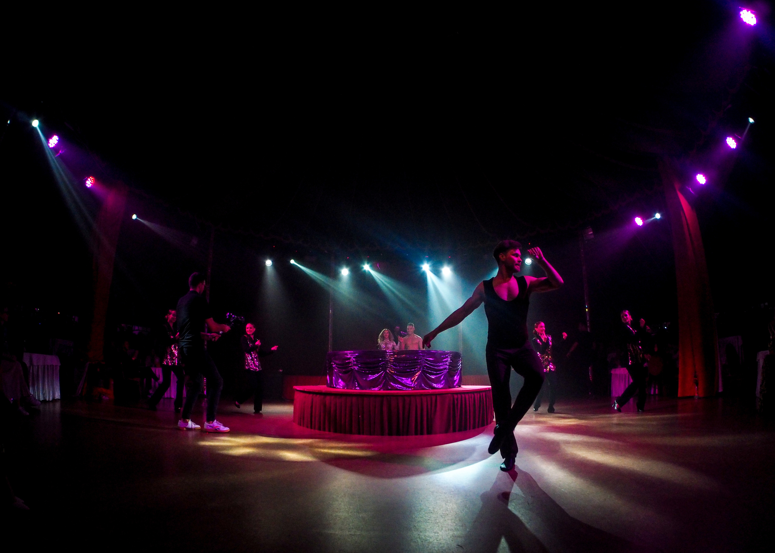 Secret Letter Show. Bryllups- og familiefotograf i Norge og Europa – Oleg Nemchenko