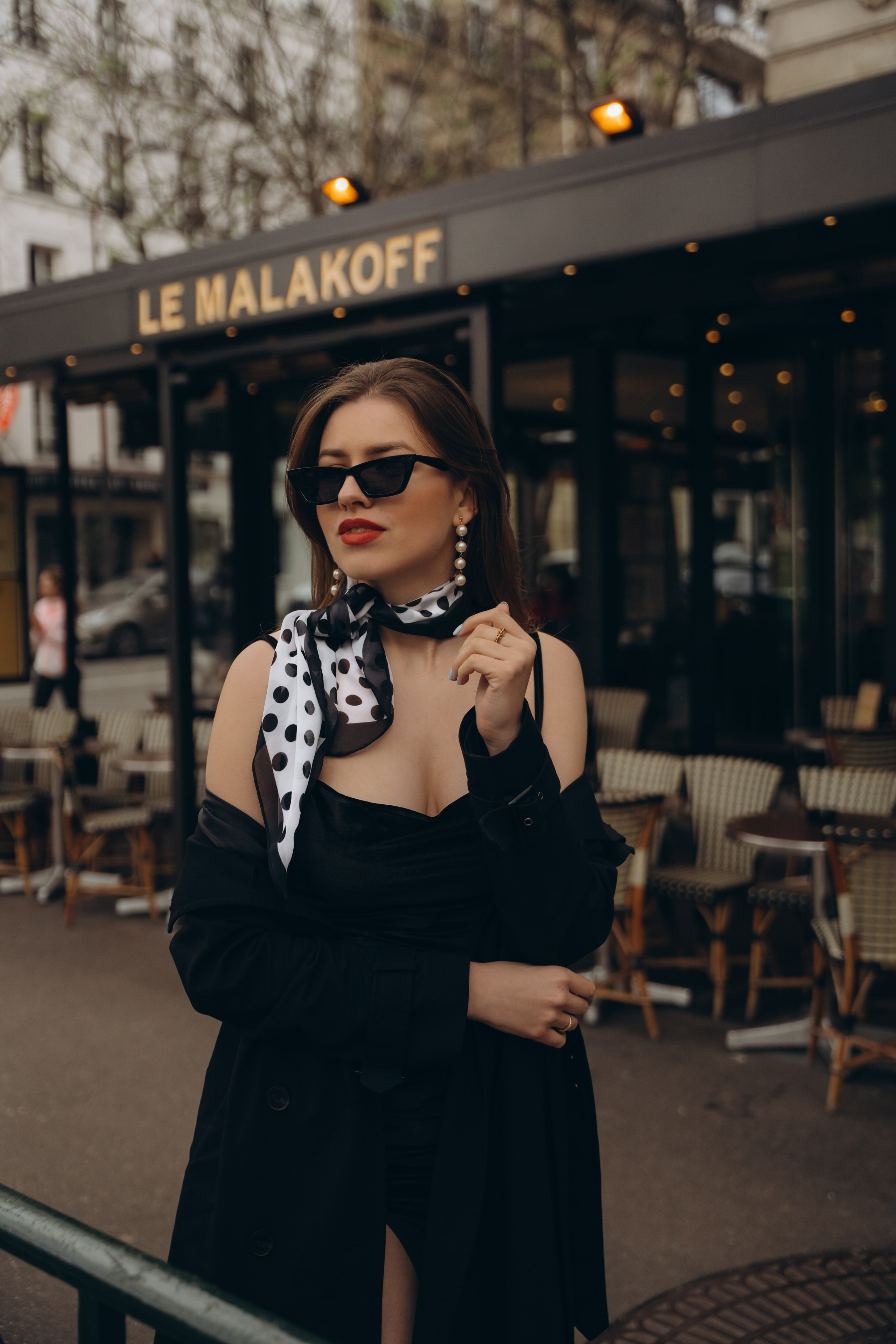 Rent a dress for a photo shoot in Paris