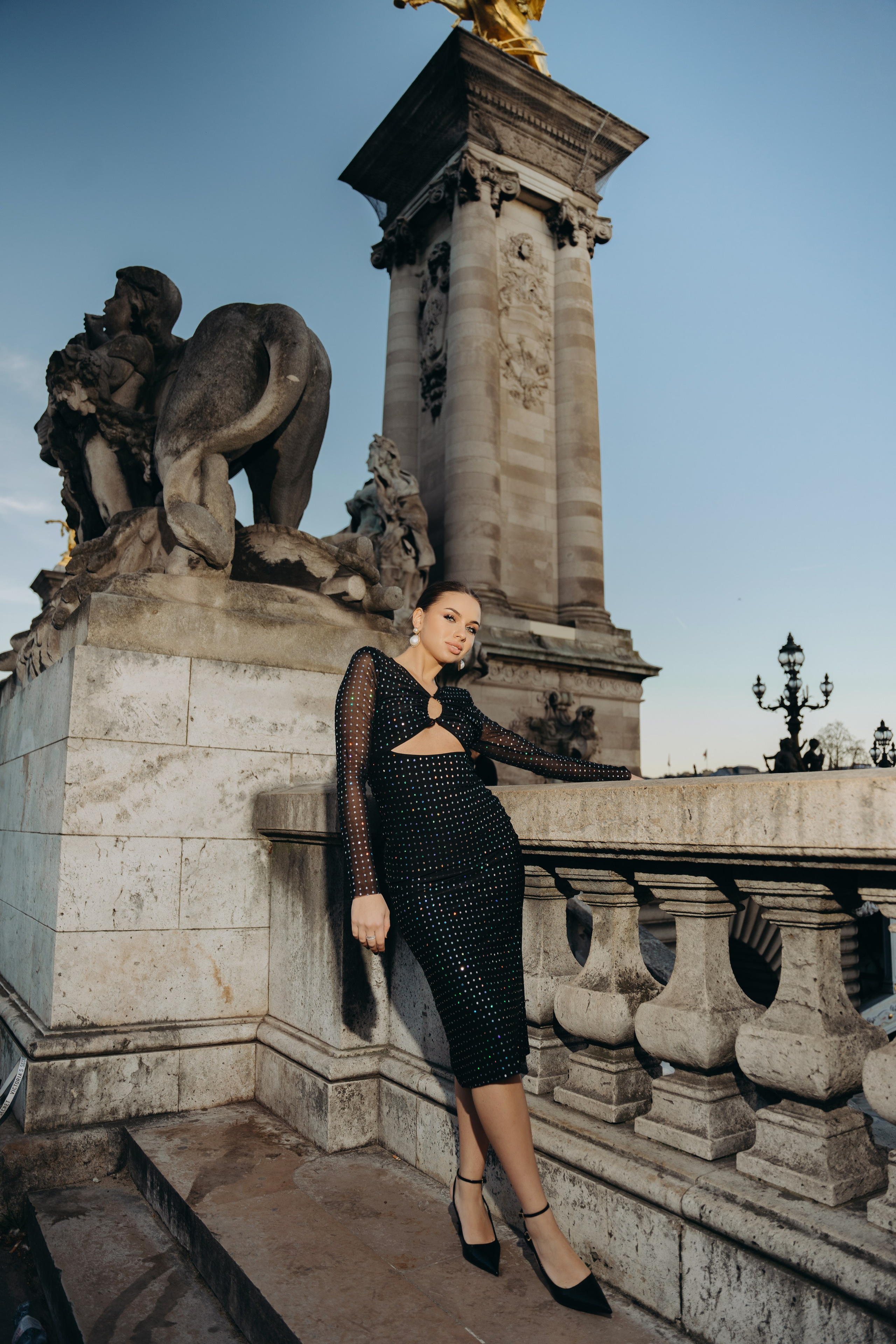 Rent a dress for a photo shoot in Paris