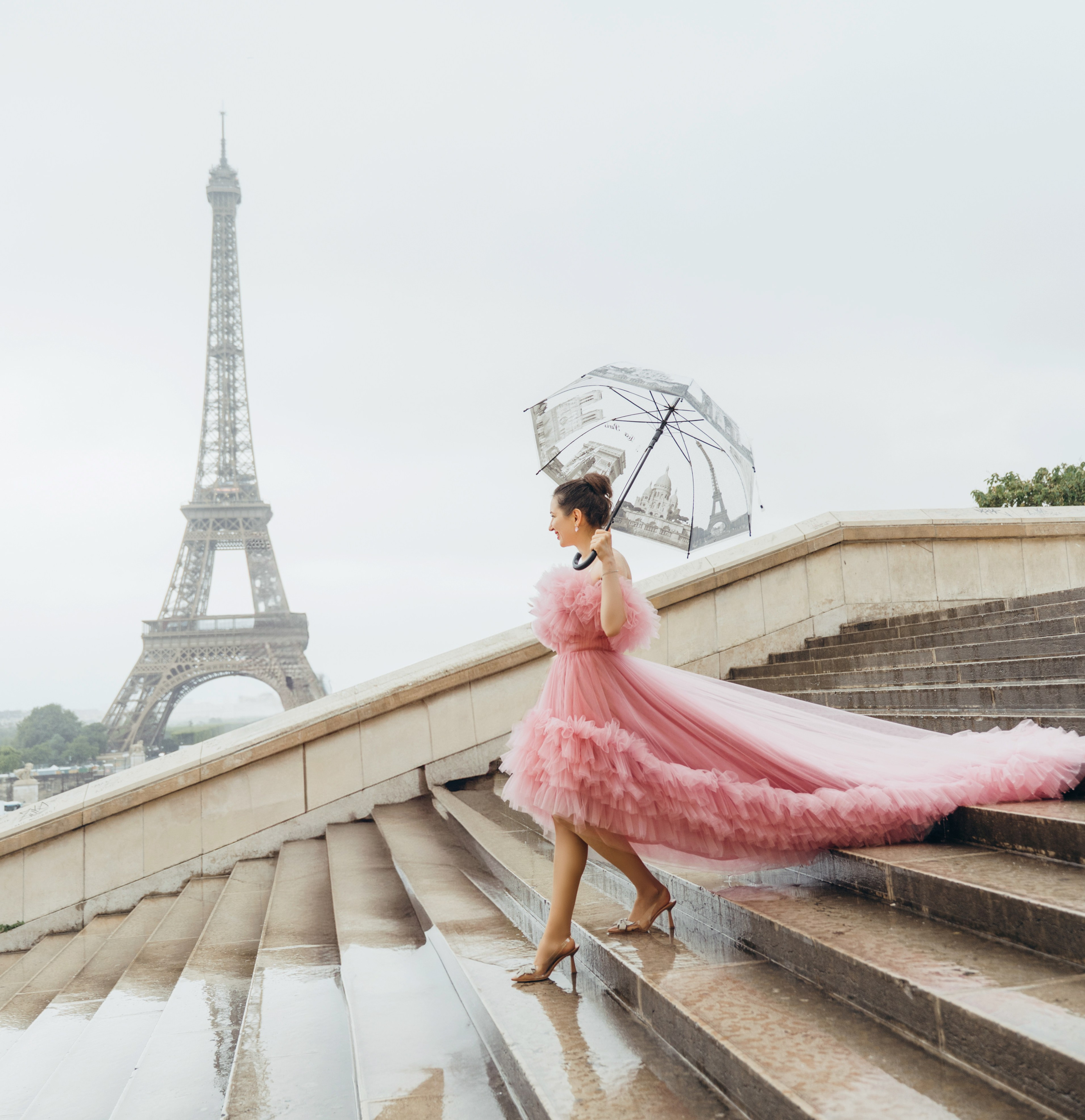 Rent a dress for a photo shoot in Paris