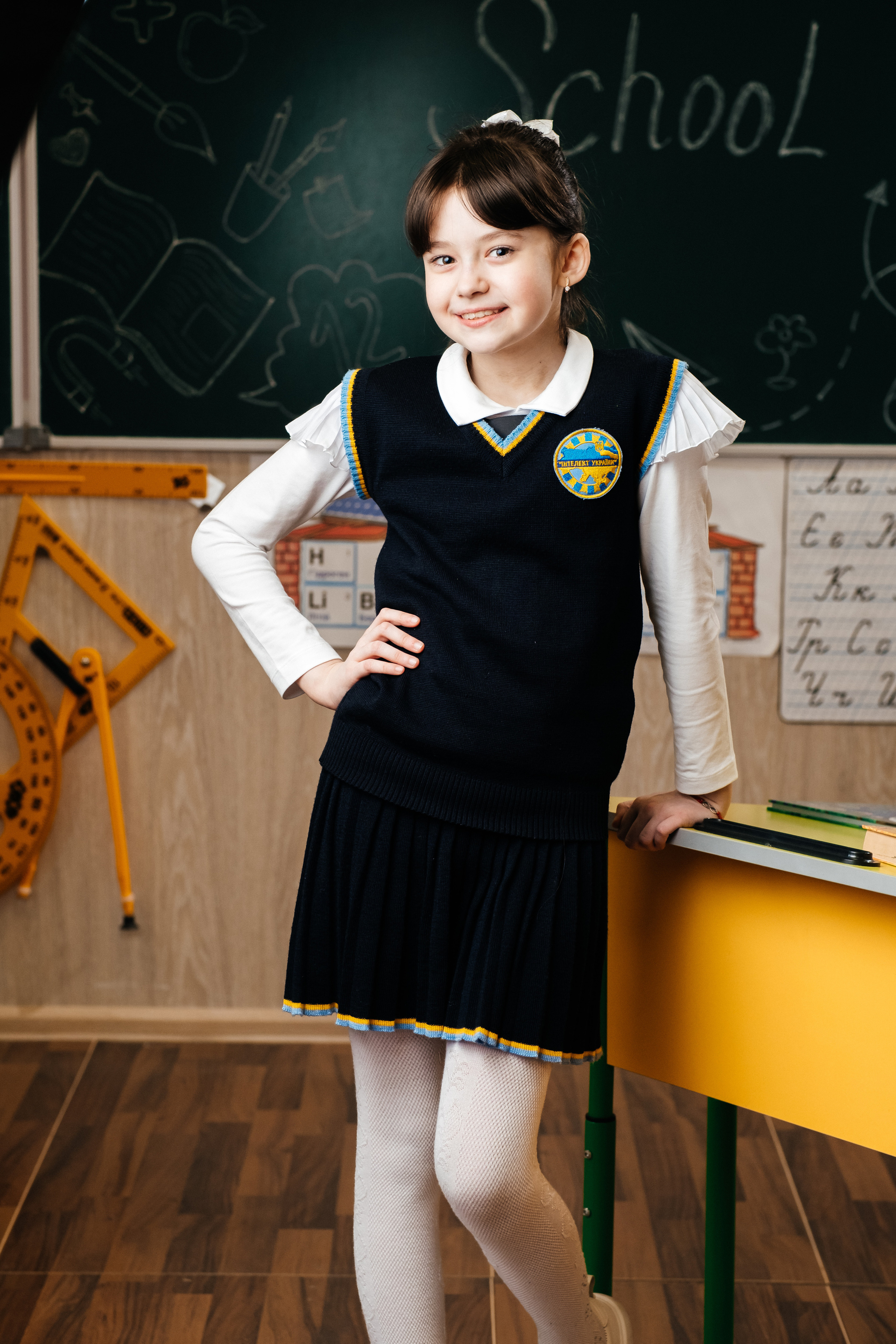 Альбом ЕКОНОМ. Випускні альбоми SCHOOL PHOTO BOOK