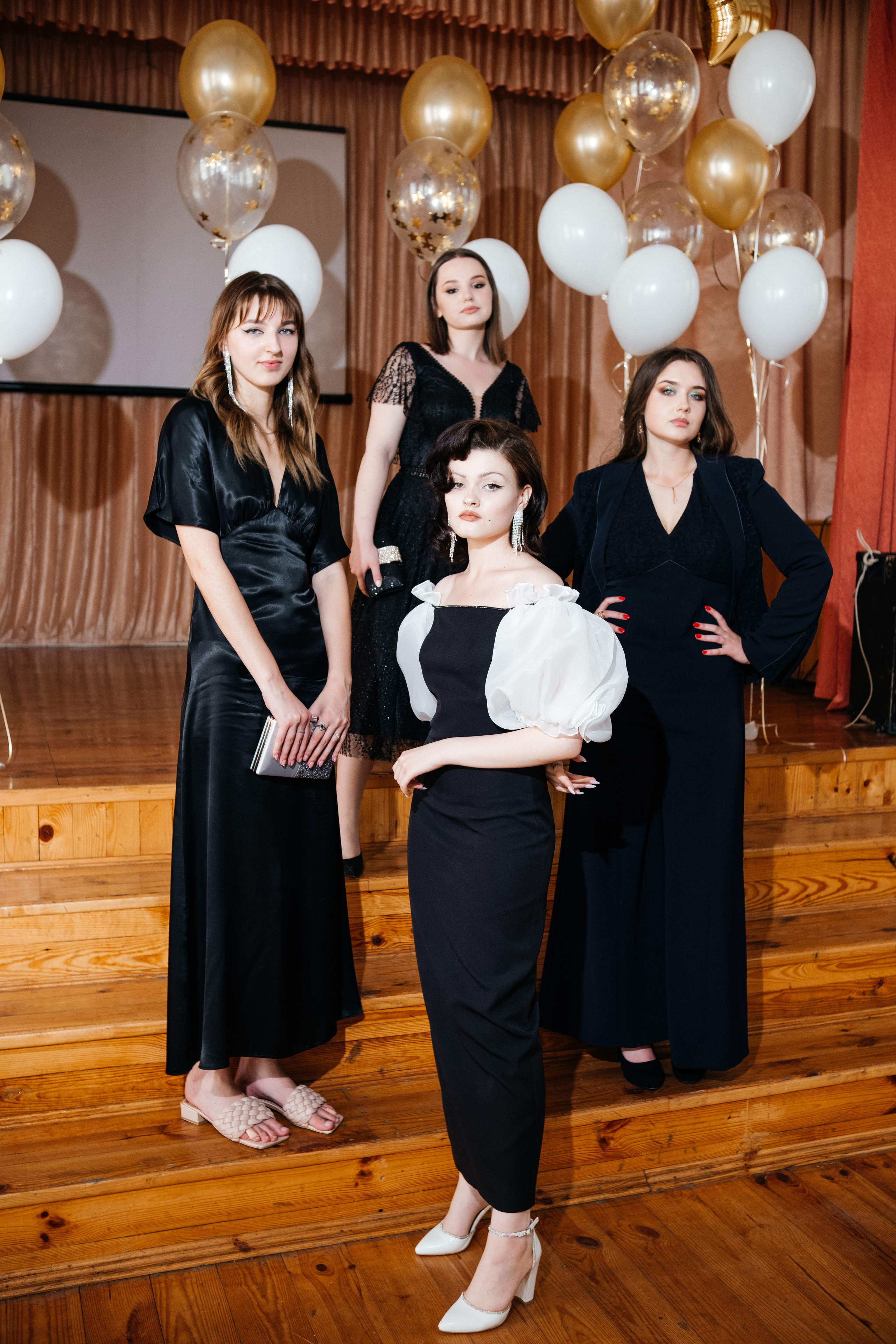 Випускні альбоми SCHOOL PHOTO BOOK