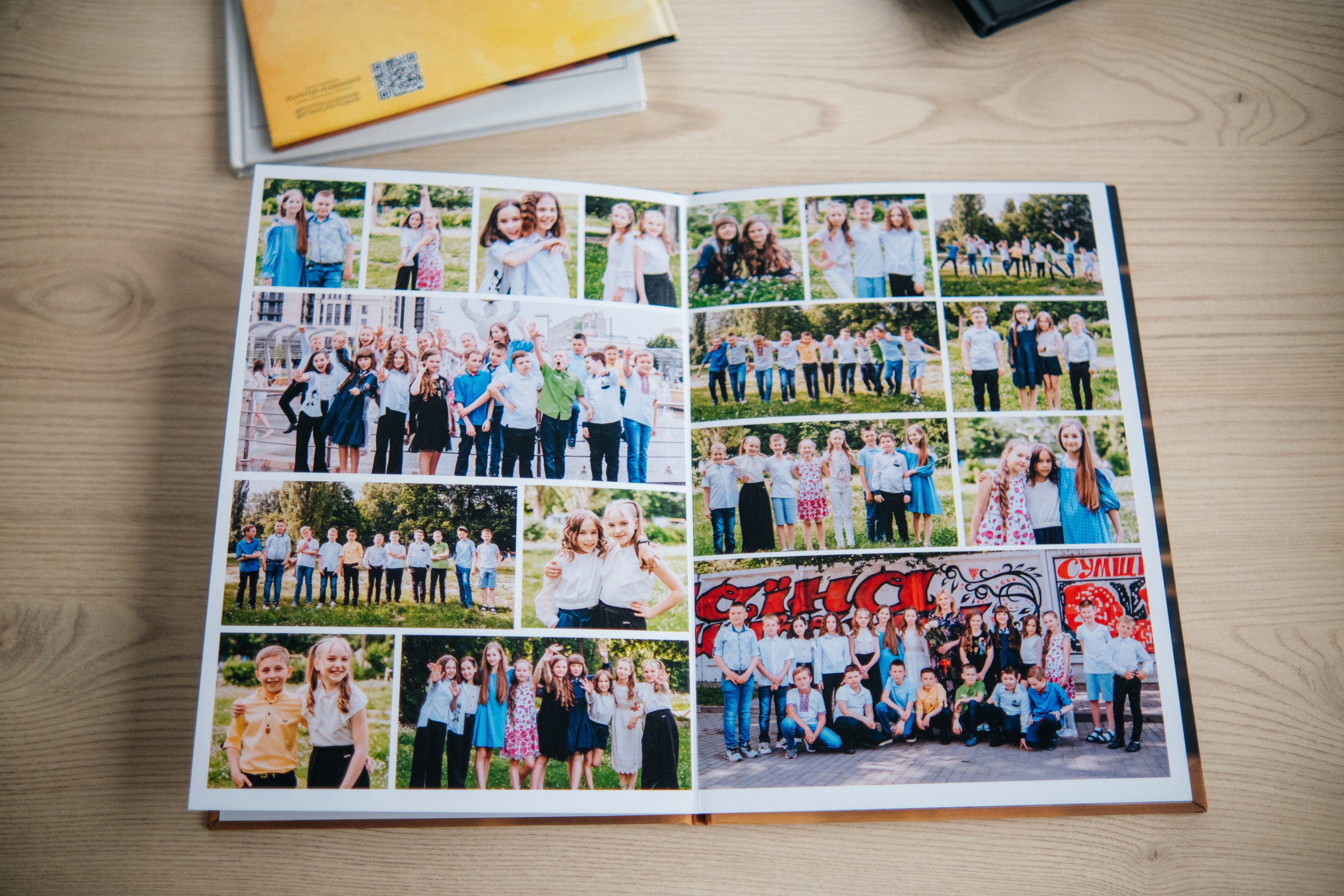 Альбом ЕКОНОМ. Випускні альбоми SCHOOL PHOTO BOOK