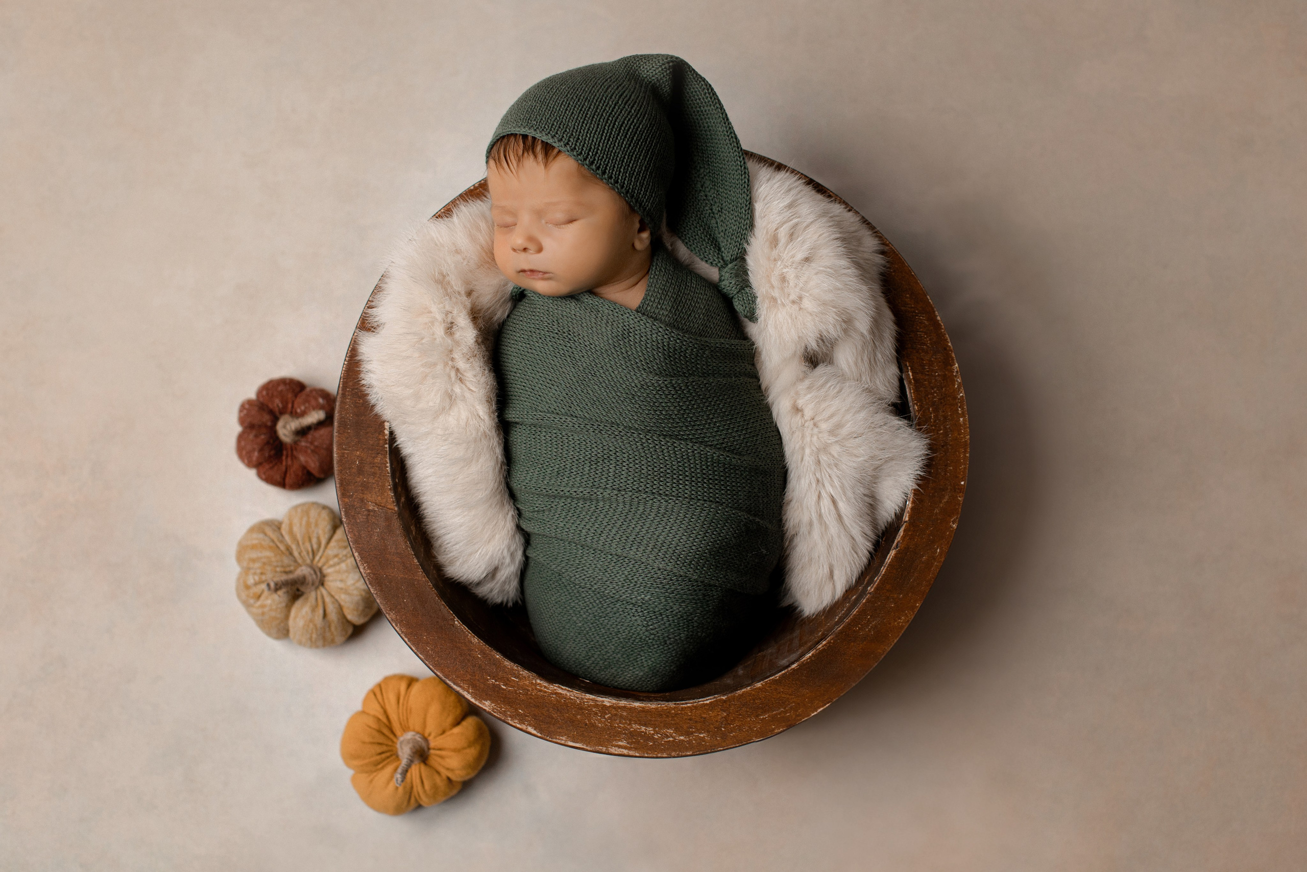 Newborn зйомка. Кожне фото - це історія, про яку я розповідаю без слів