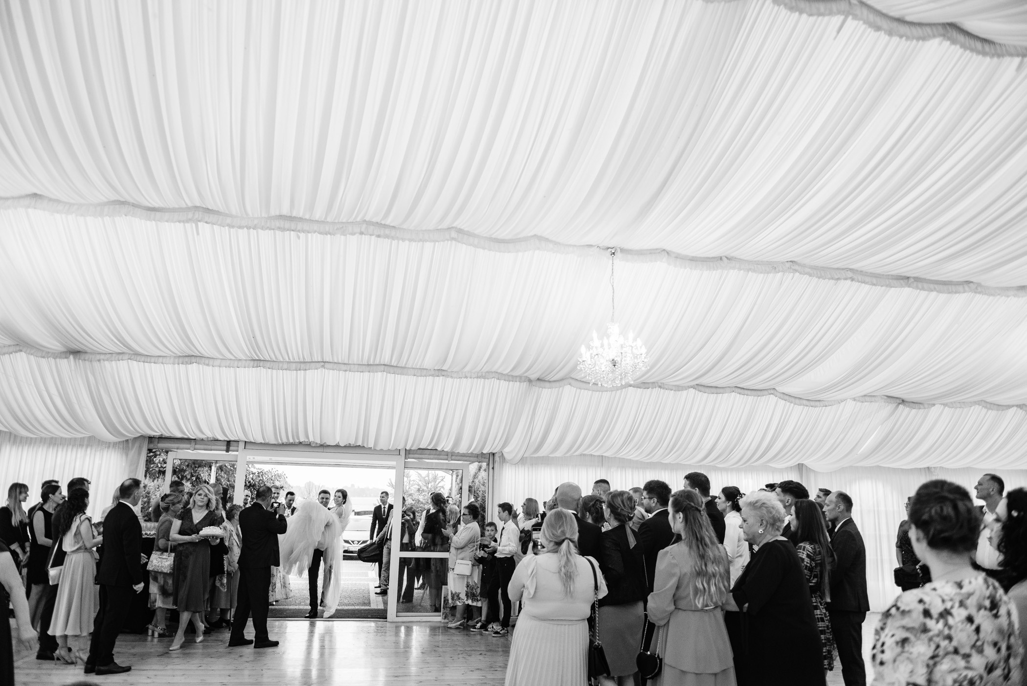 Namiot, emocje, rodzina, przyjaciele. NK Picture - Fotograf Lublin, Warszawa