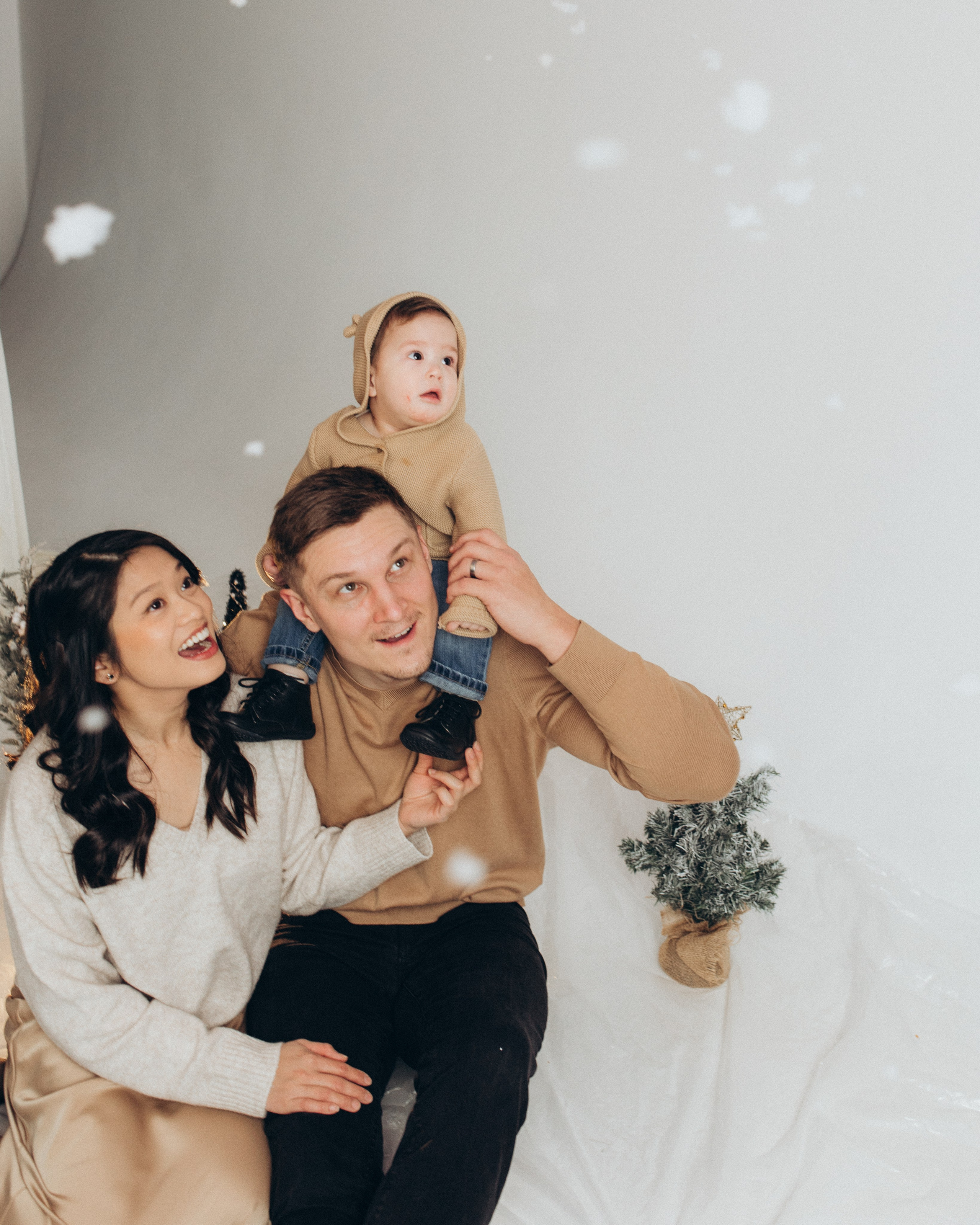 Snow Photo Day. Wedding and family photographer in Calgary