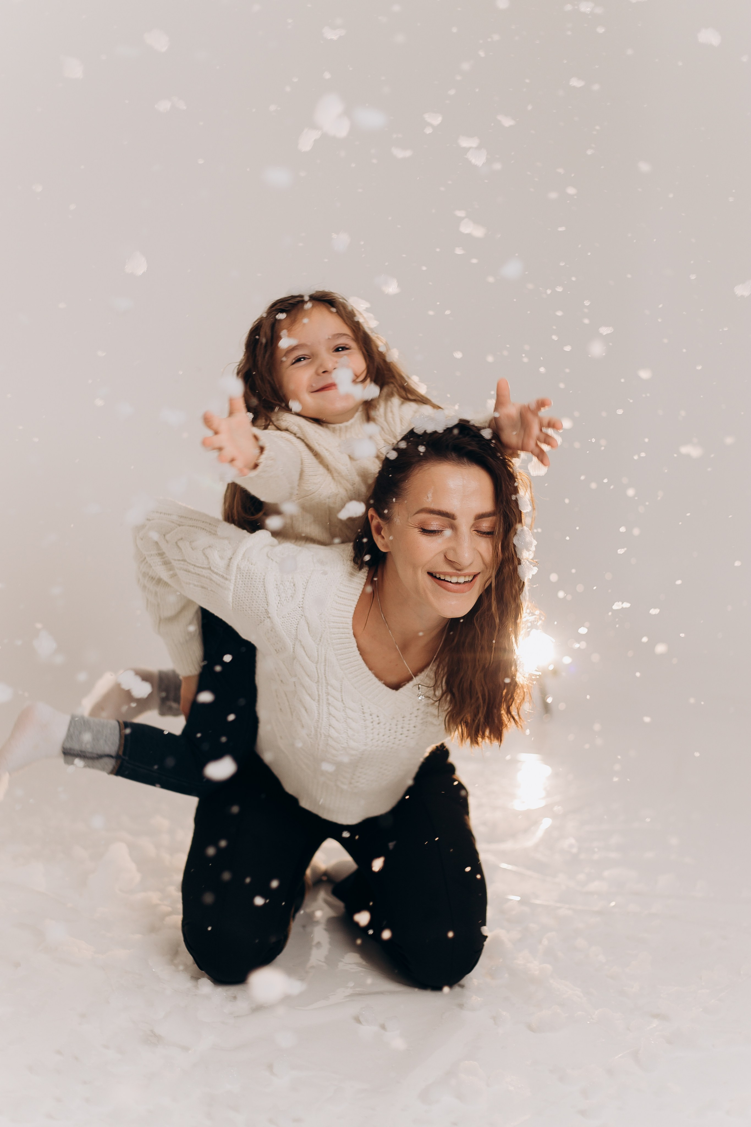 Snow Photo Day. Wedding and family photographer in Calgary