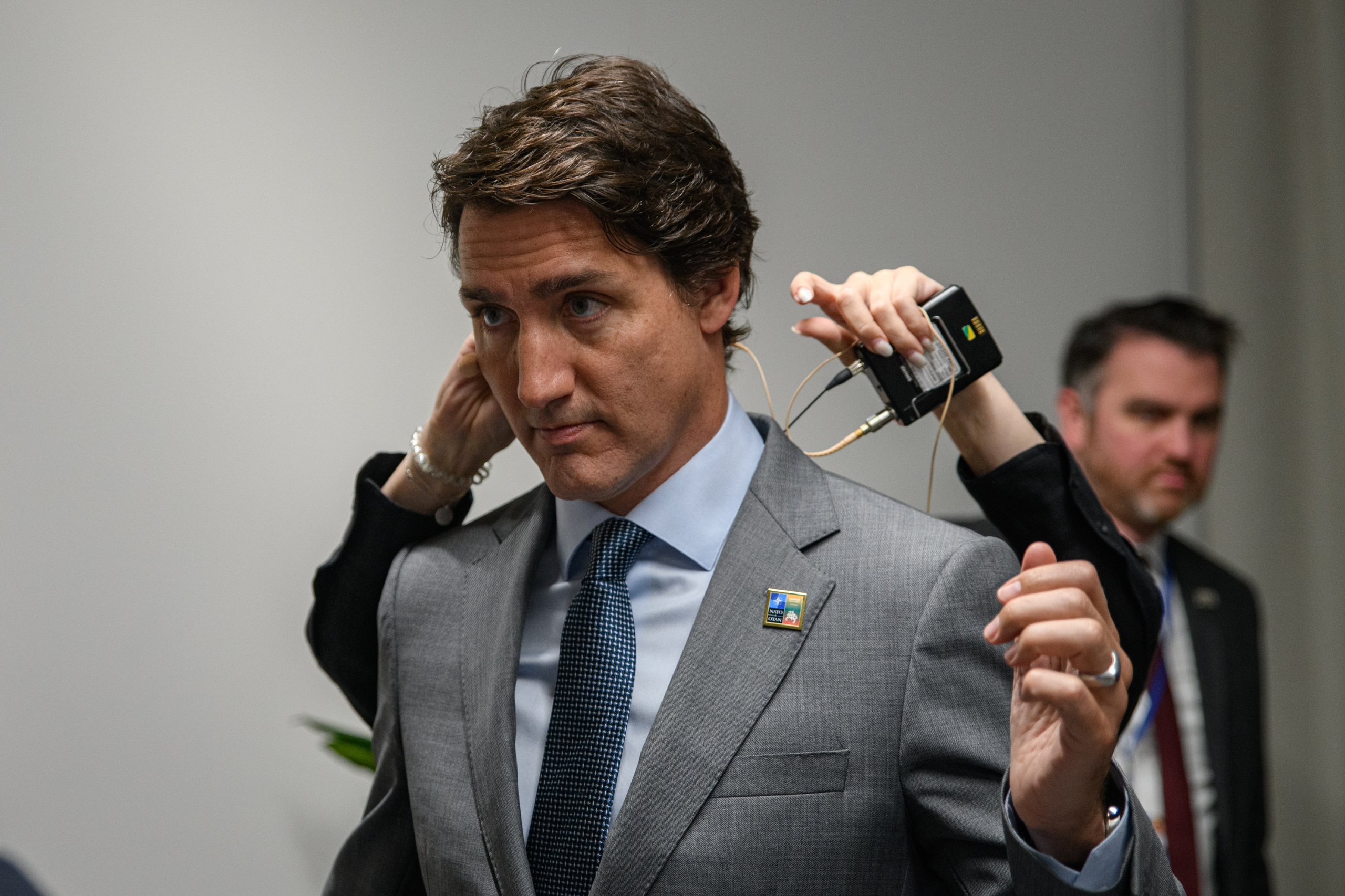 NATO viršūnių susitikimo užkulisiai Vilniuje. Fotografas — Aleksandras Savickis