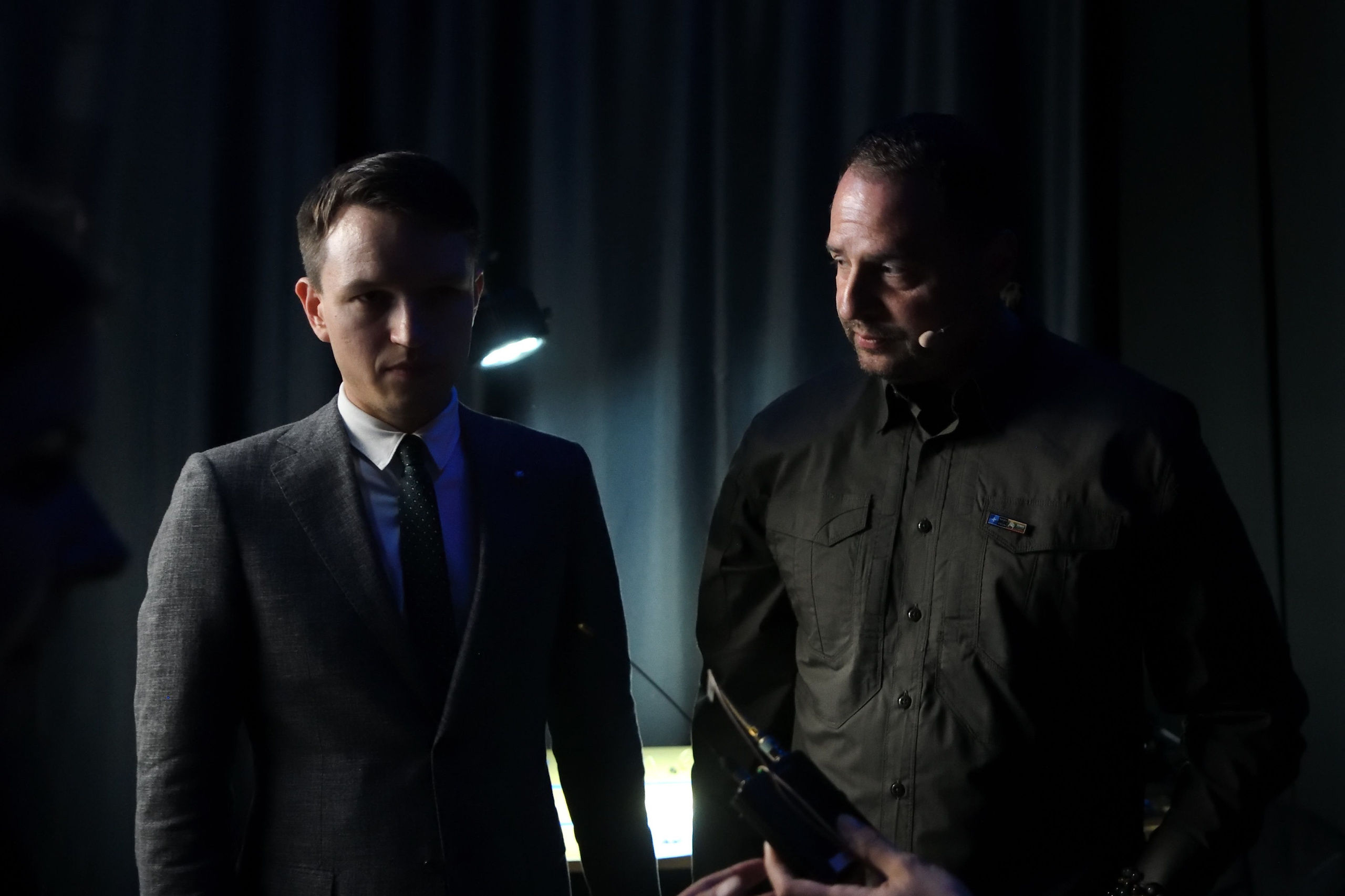 NATO viršūnių susitikimo užkulisiai Vilniuje. Fotografas — Aleksandras Savickis