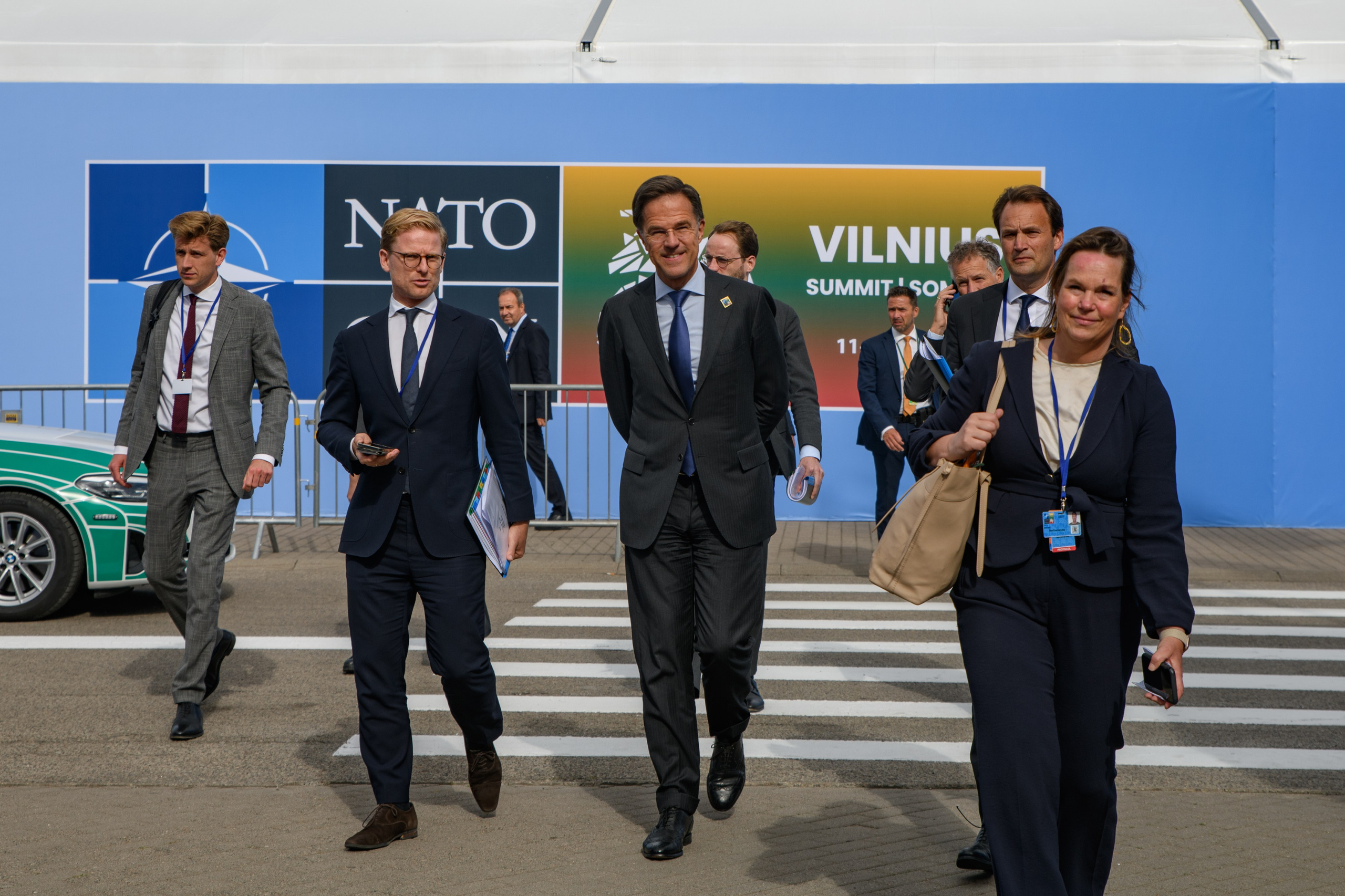 NATO viršūnių susitikimo užkulisiai Vilniuje. Fotografas — Aleksandras Savickis