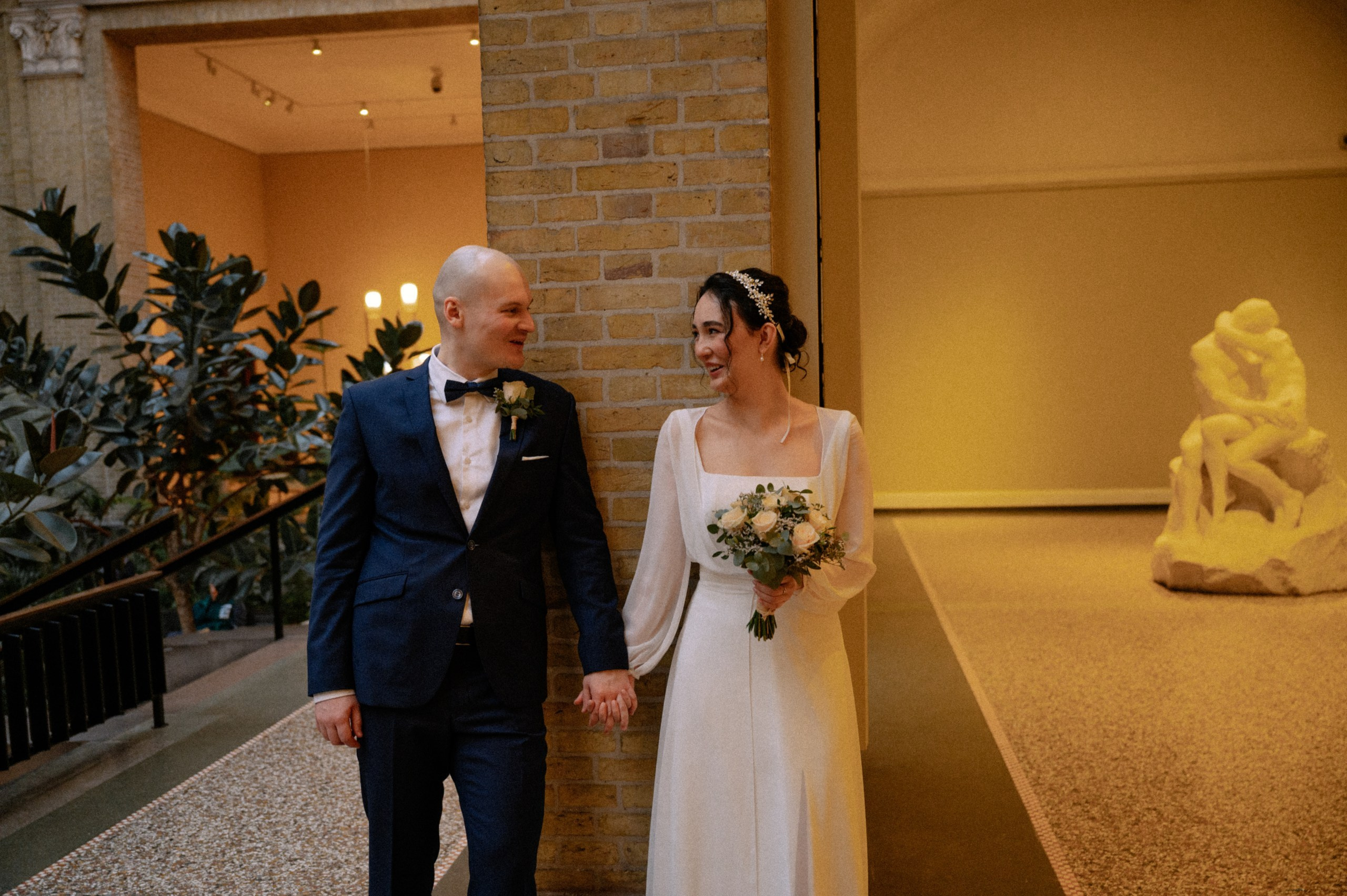 LUIZA & NIKITA- Wedding photoshoot Glyptoteket. Nyfødt, Familie, Bryllupsfotograf Copenhagen Anastasiia Sevriukova