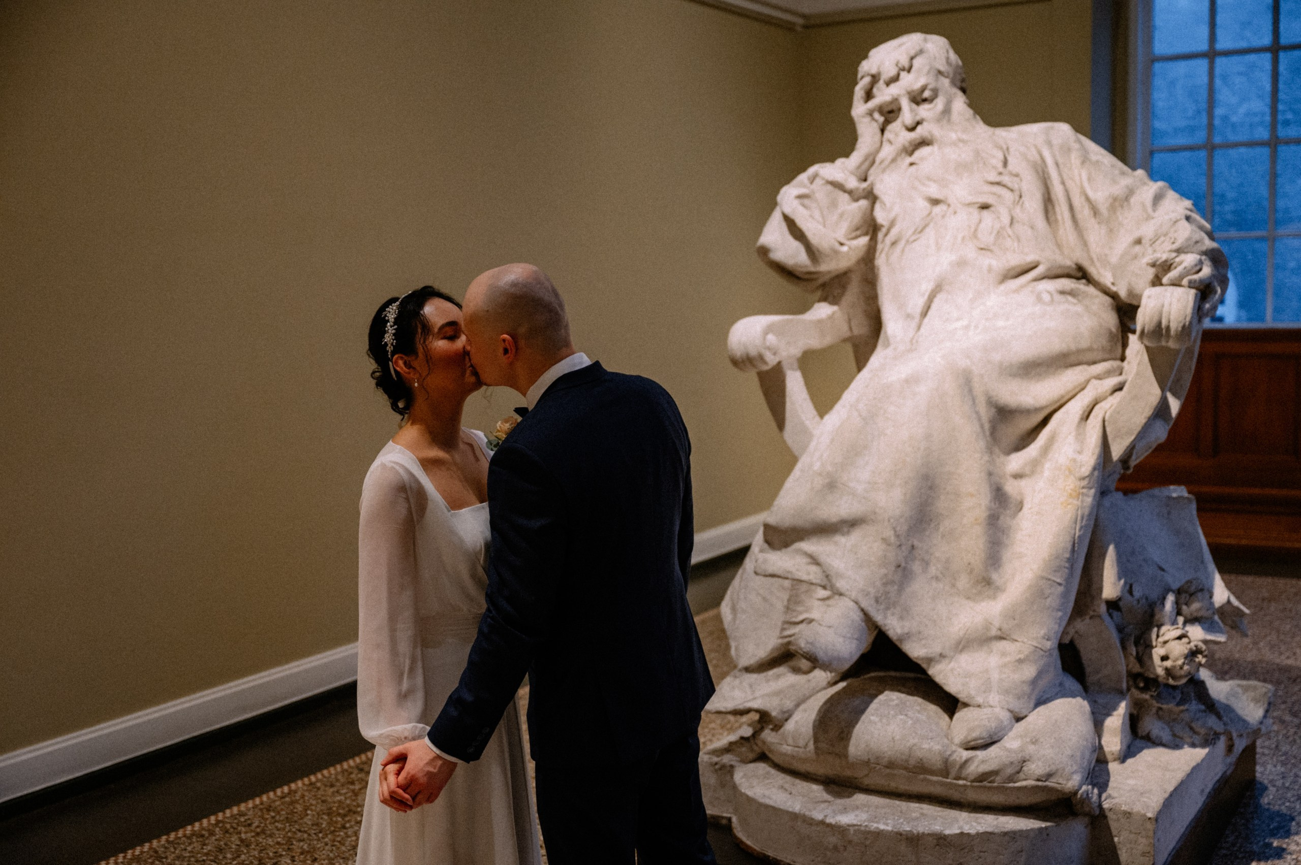 LUIZA & NIKITA- Wedding photoshoot Glyptoteket. Nyfødt, Familie, Bryllupsfotograf Copenhagen Anastasiia Sevriukova