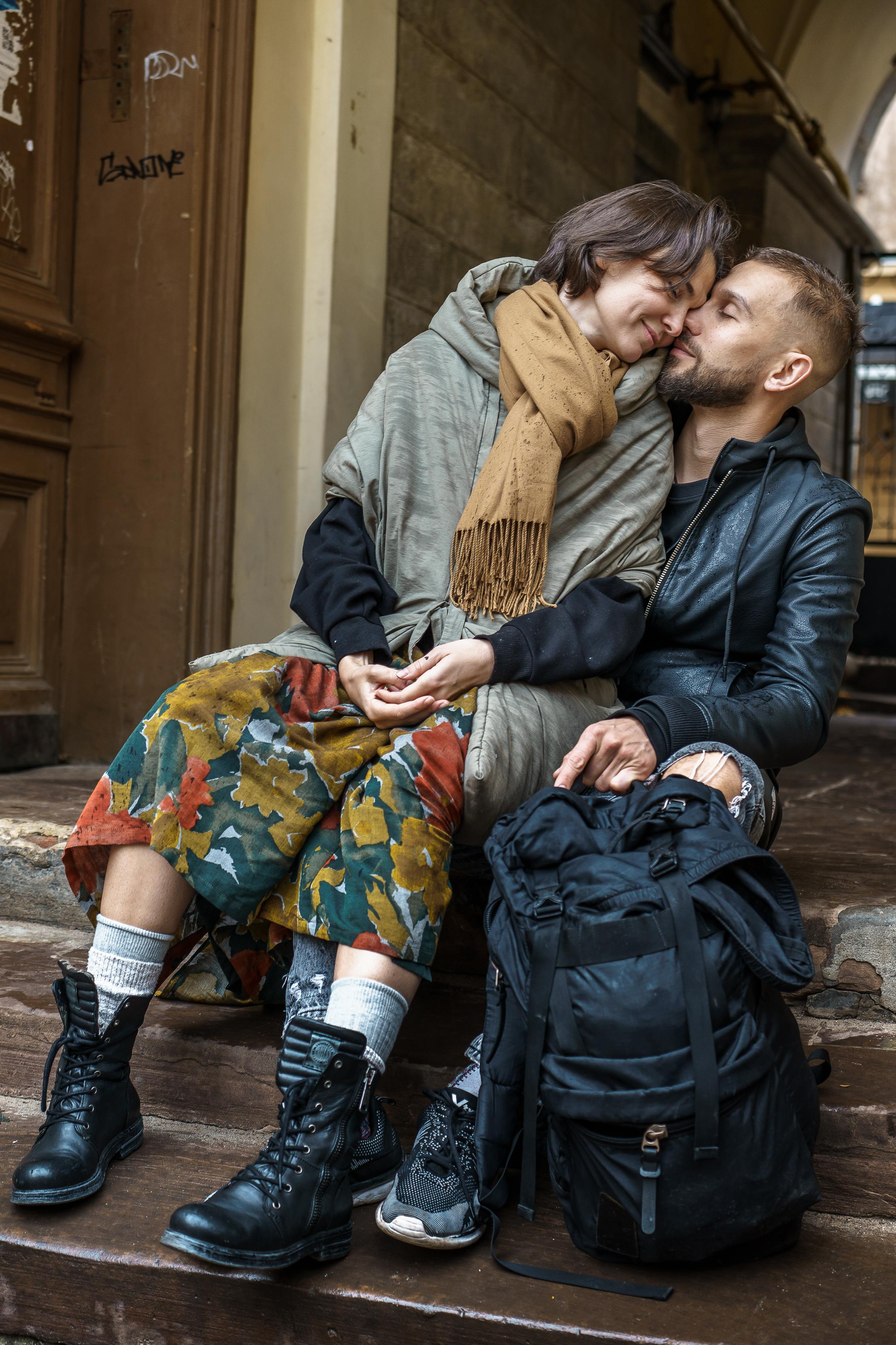 Love walks through the rain. Тарас Бовт. Фотограф Львів. Портрети та репортаж з подій