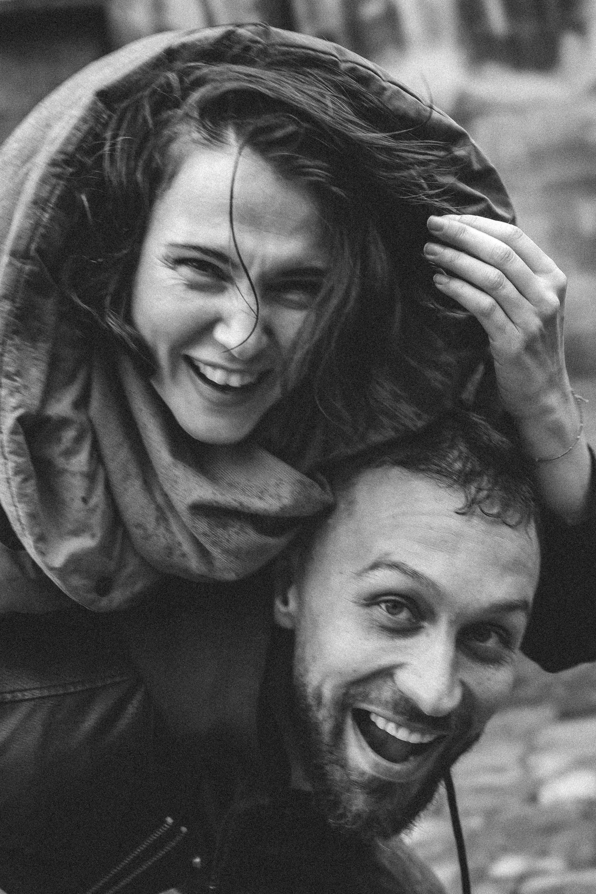 Love walks through the rain. Тарас Бовт. Фотограф Львів. Портрети та репортаж з подій