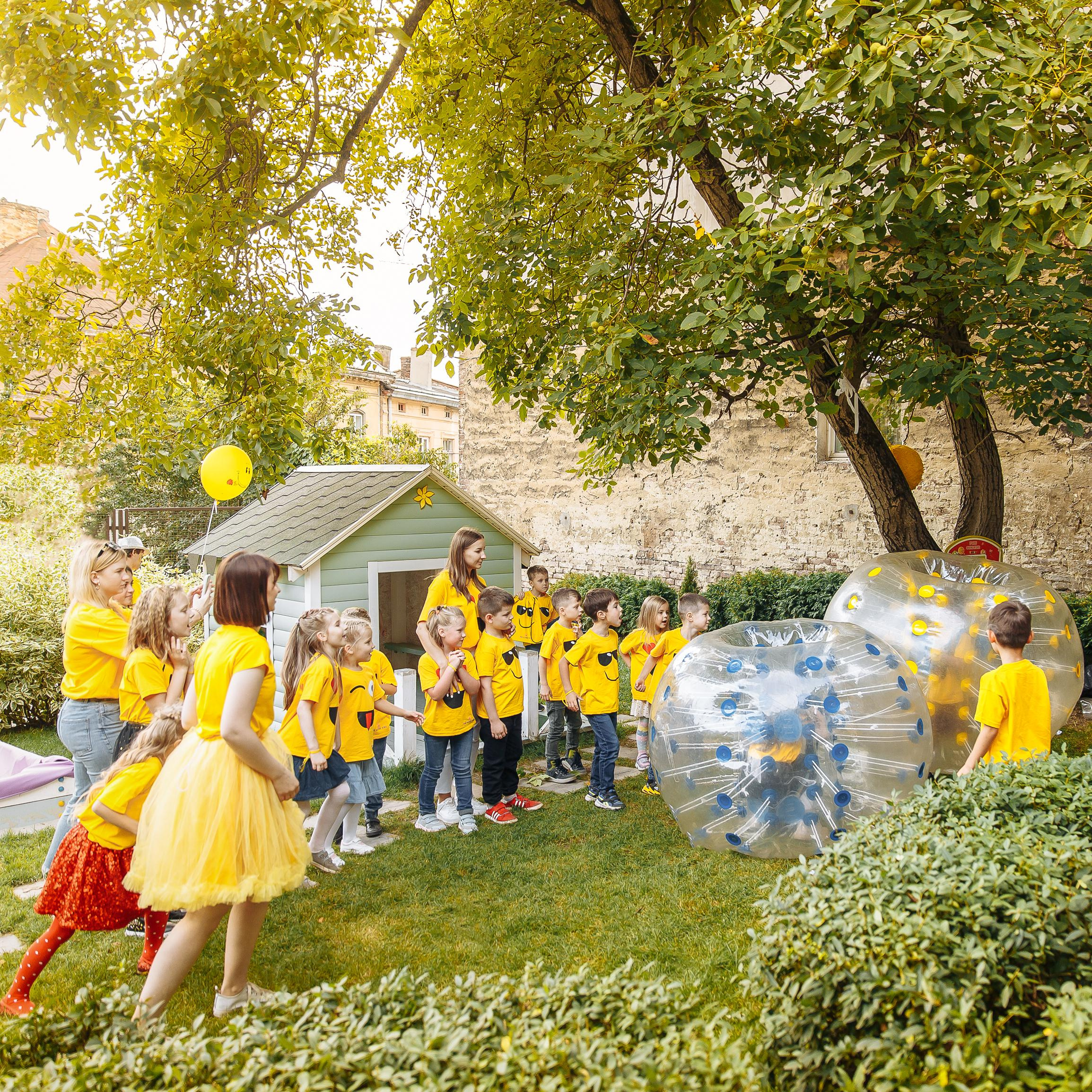 Контент для мережі сучасних приватних садків We Love Kids