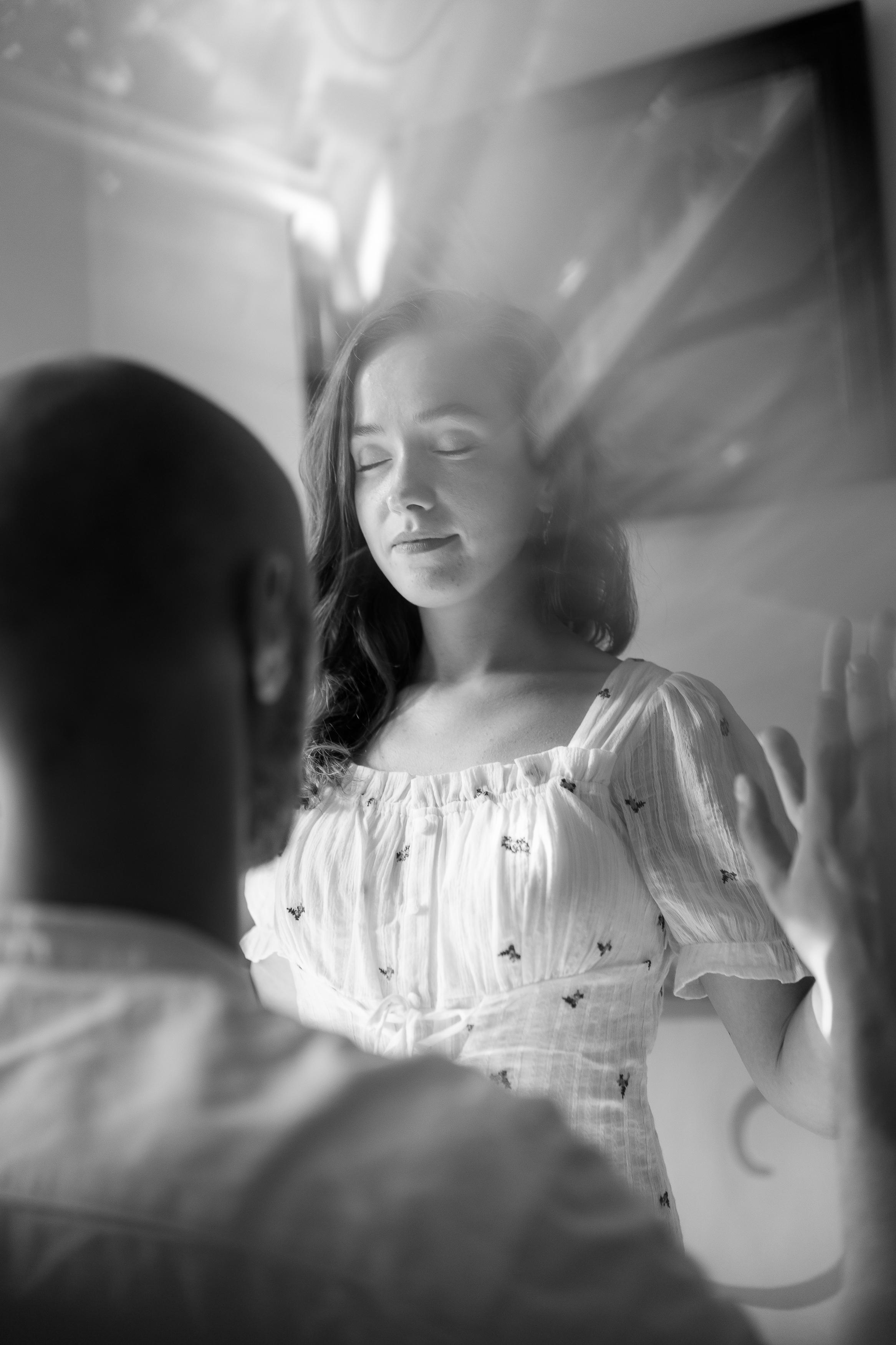 Фотозйомка для двох вдома. Тарас Бовт. Фотограф Львів. Портрети та репортаж з подій