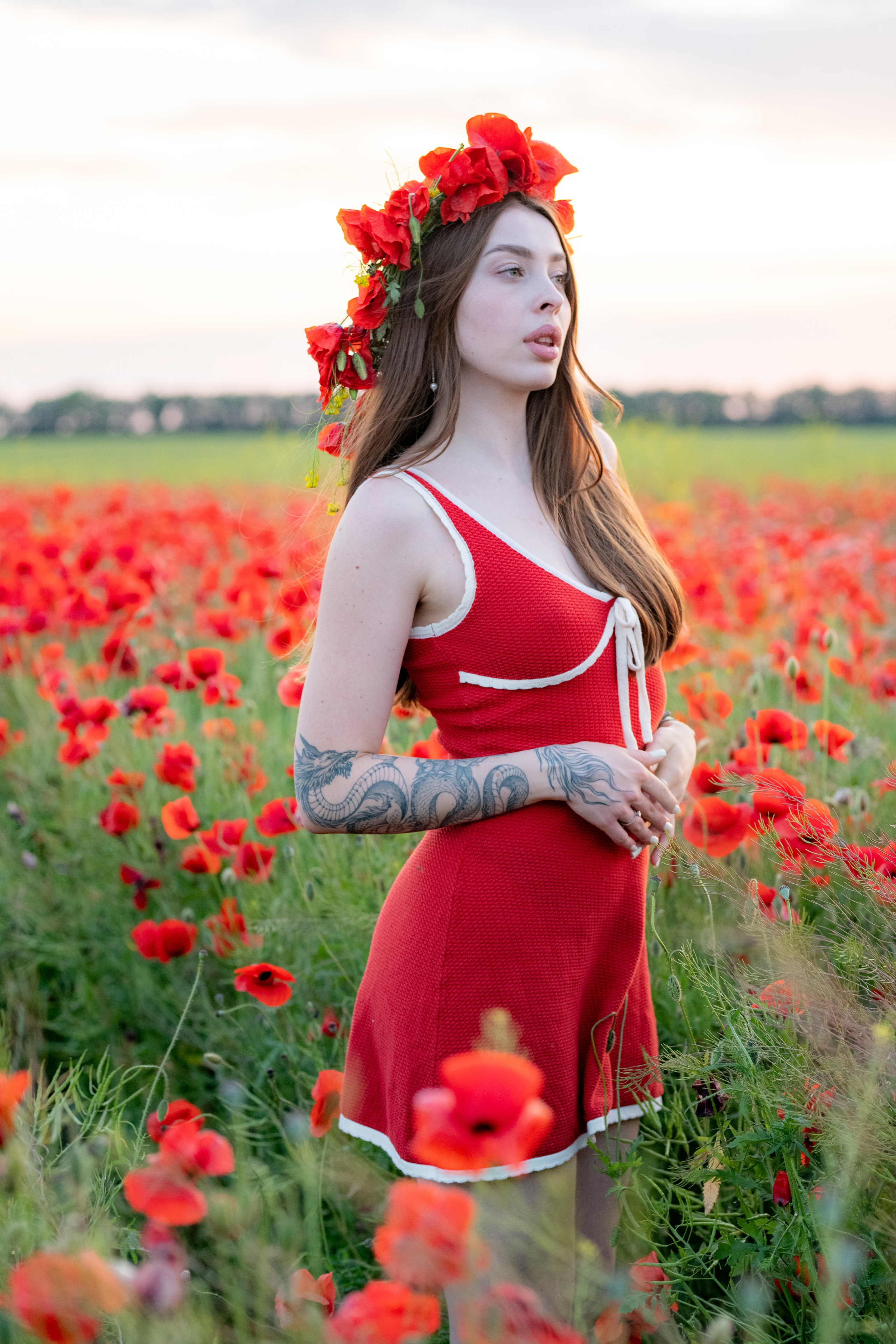 Фотосессія у маковому полі