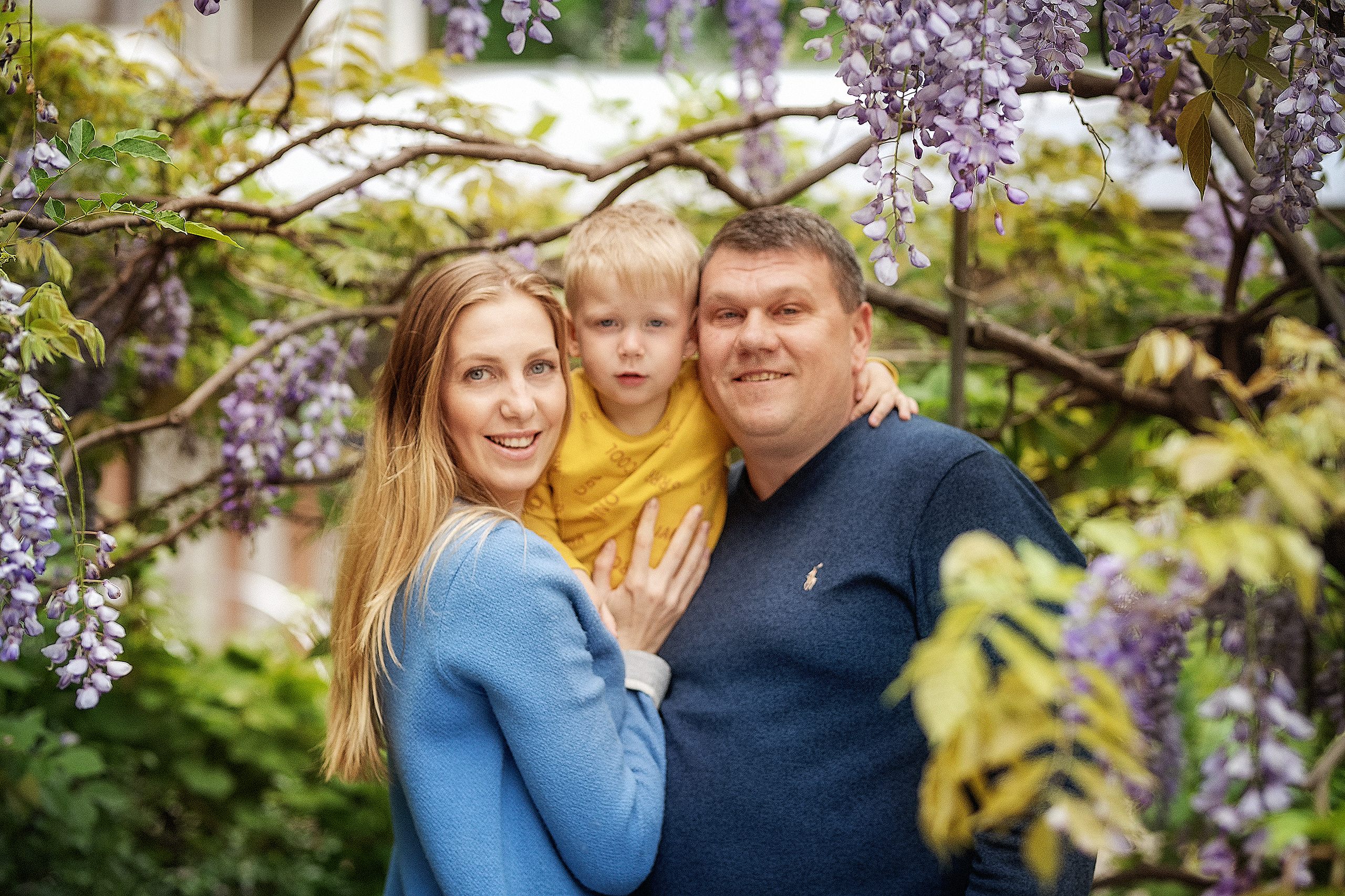 Фотосессия в глицинии. Фотограф в Запоріжжі та Європі