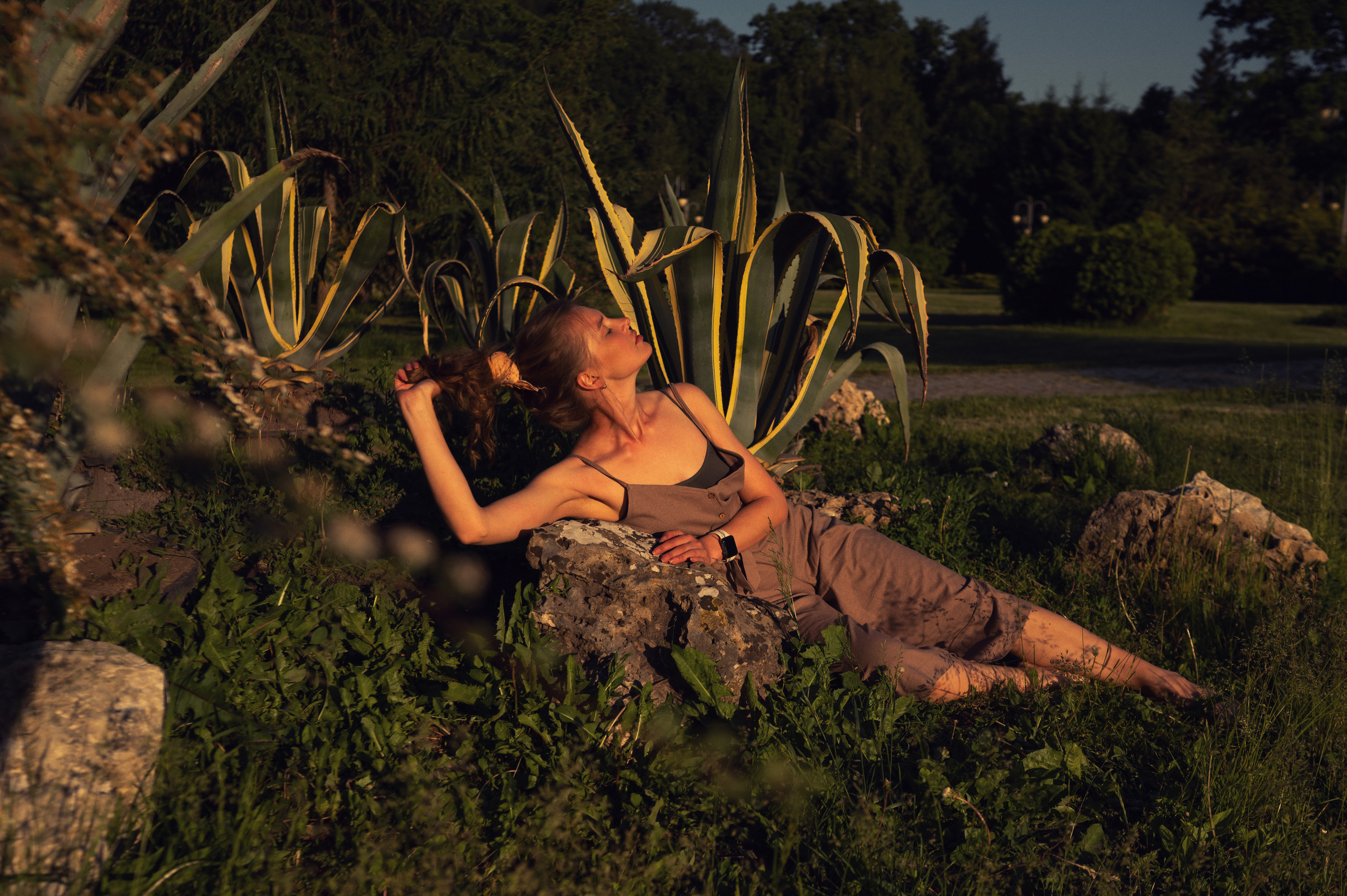 Портретная фотосессия в Киеве на закате в парке. Весільний і портретний фотограф в Києві Євген Ковачов