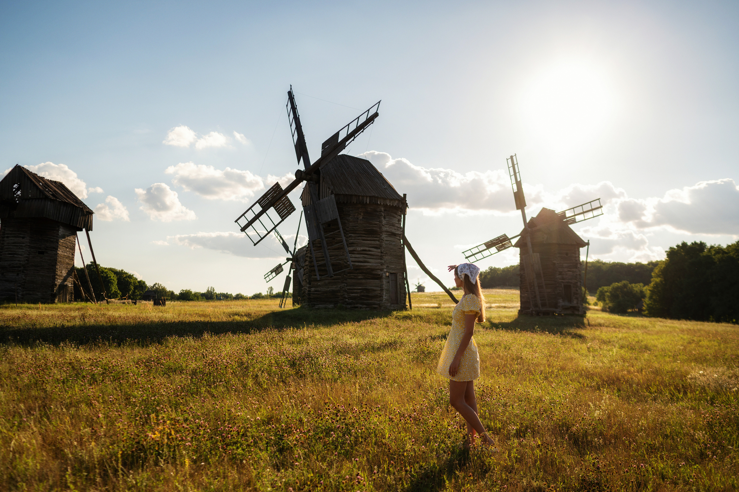 Фотосессия на территории музея народной архитектуры и быта Пирогово. Весільний і портретний фотограф в Києві Євген Ковачов