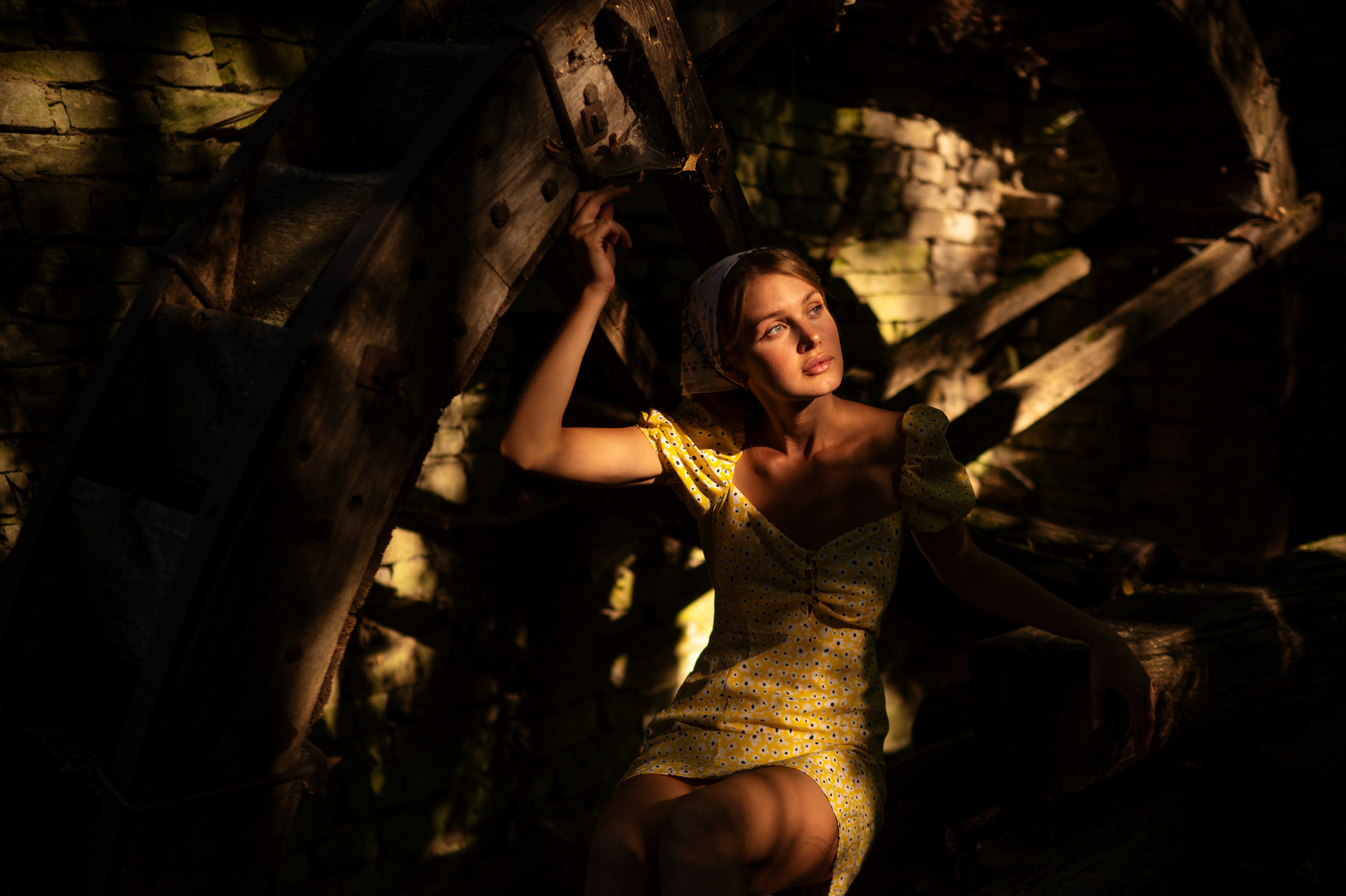 Фотосессия на территории музея народной архитектуры и быта Пирогово. Весільний і портретний фотограф в Києві Євген Ковачов