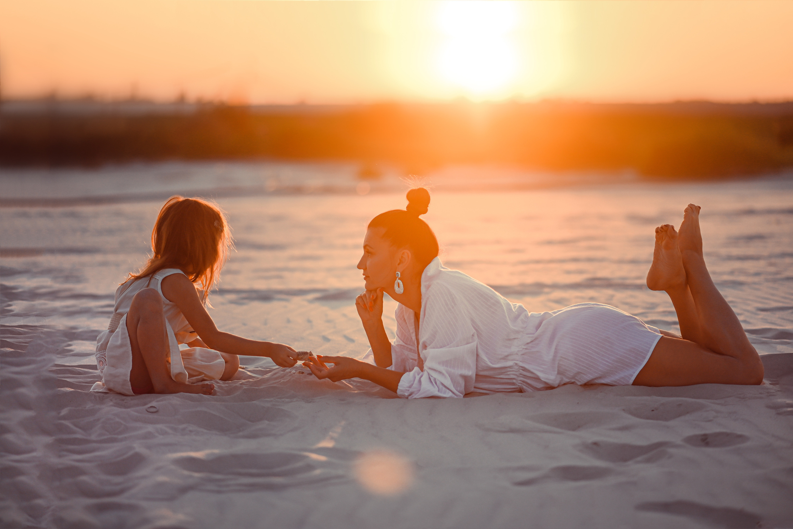 Прогулка на песках с дочуркой. Детский и семейный фотограф Алёна Васильева