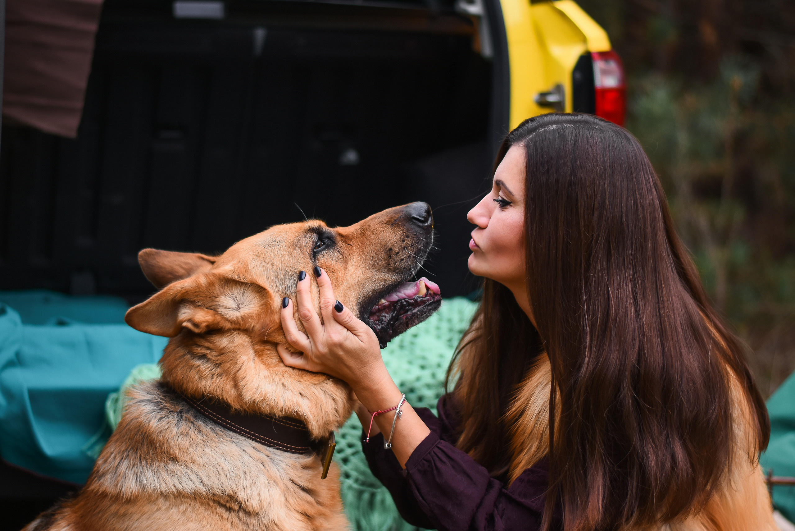 Прогулка в лесу всей семьёй. Детский и семейный фотограф Алёна Васильева