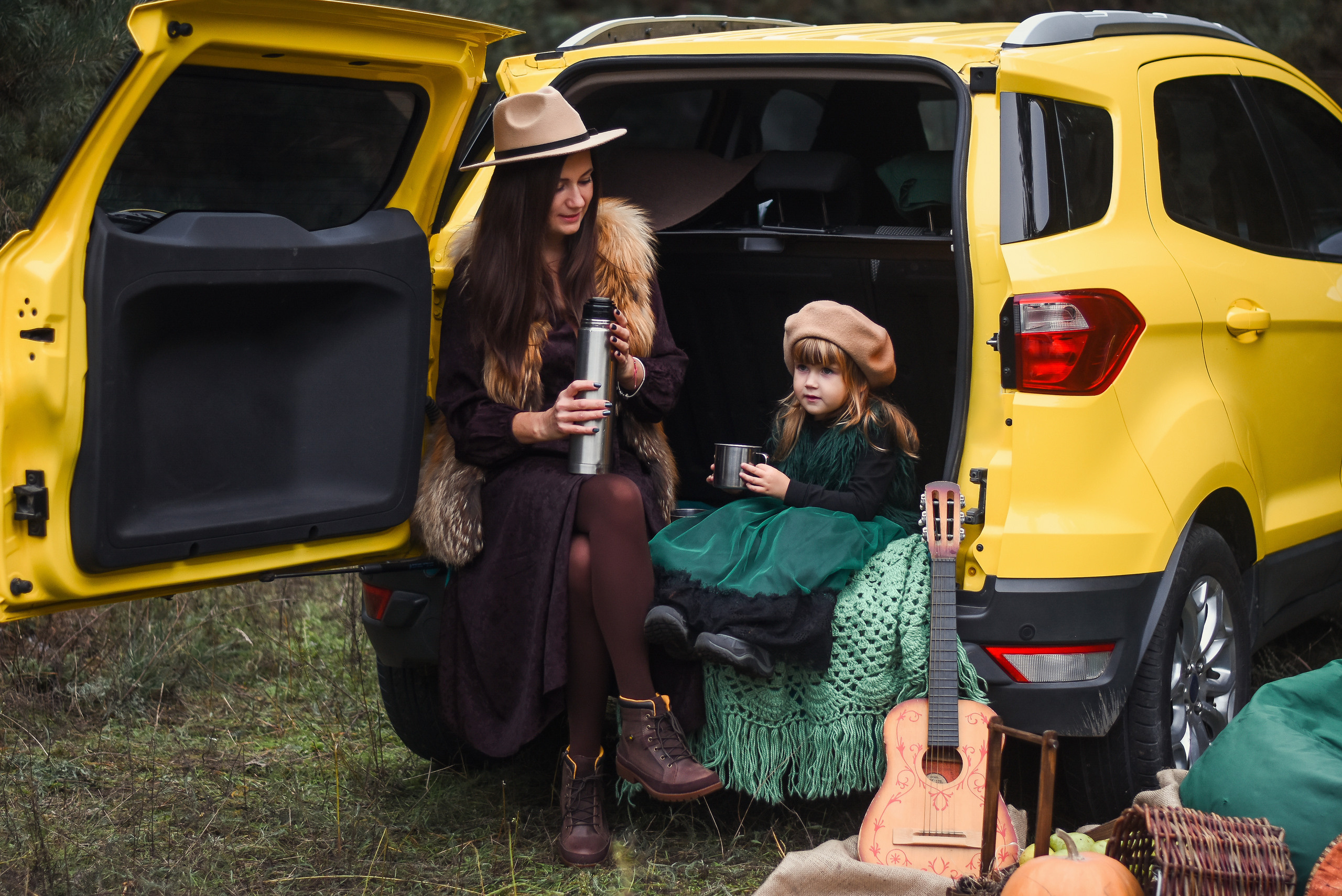 Прогулка в лесу всей семьёй. Детский и семейный фотограф Алёна Васильева