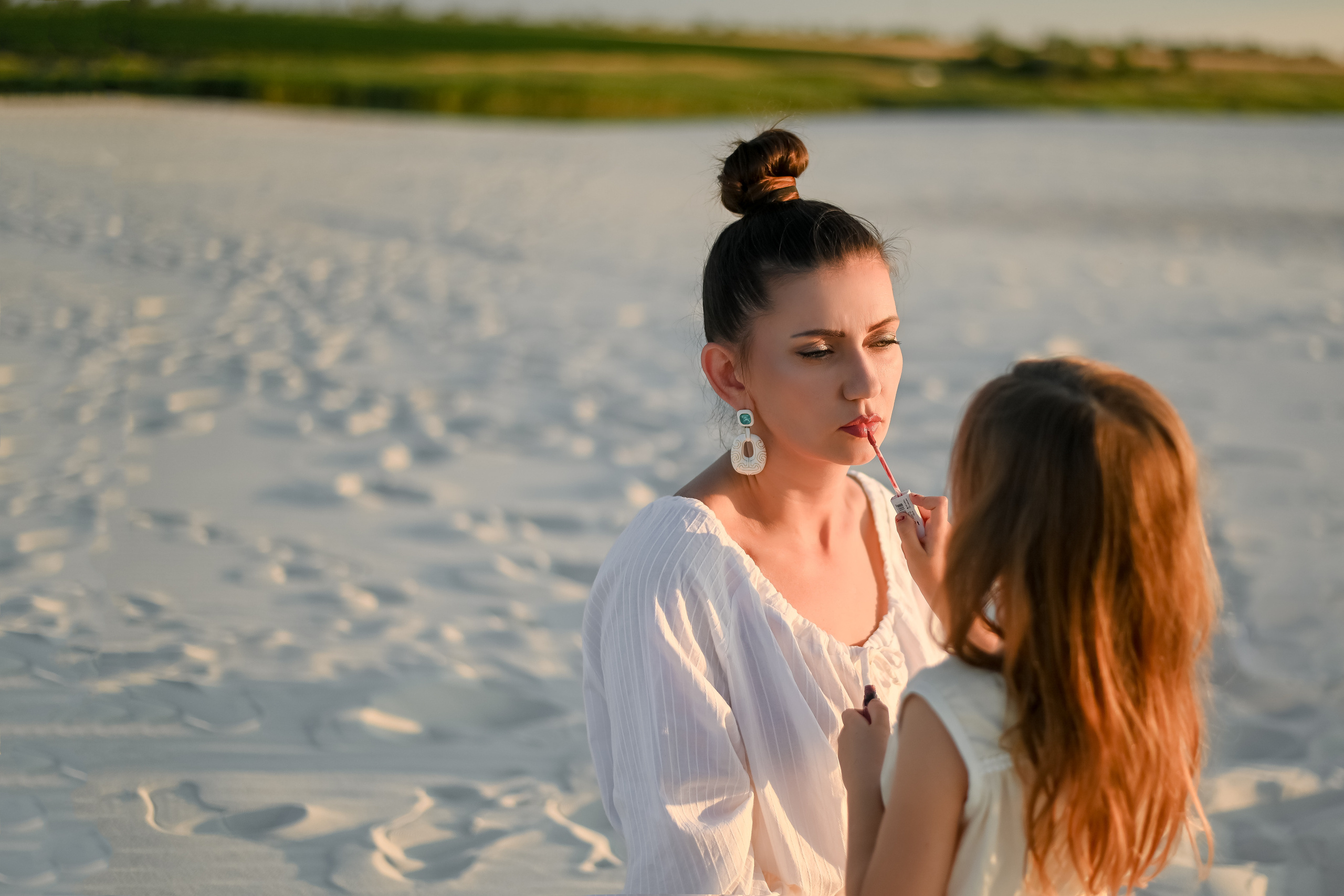 Прогулка на песках с дочуркой. Детский и семейный фотограф Алёна Васильева