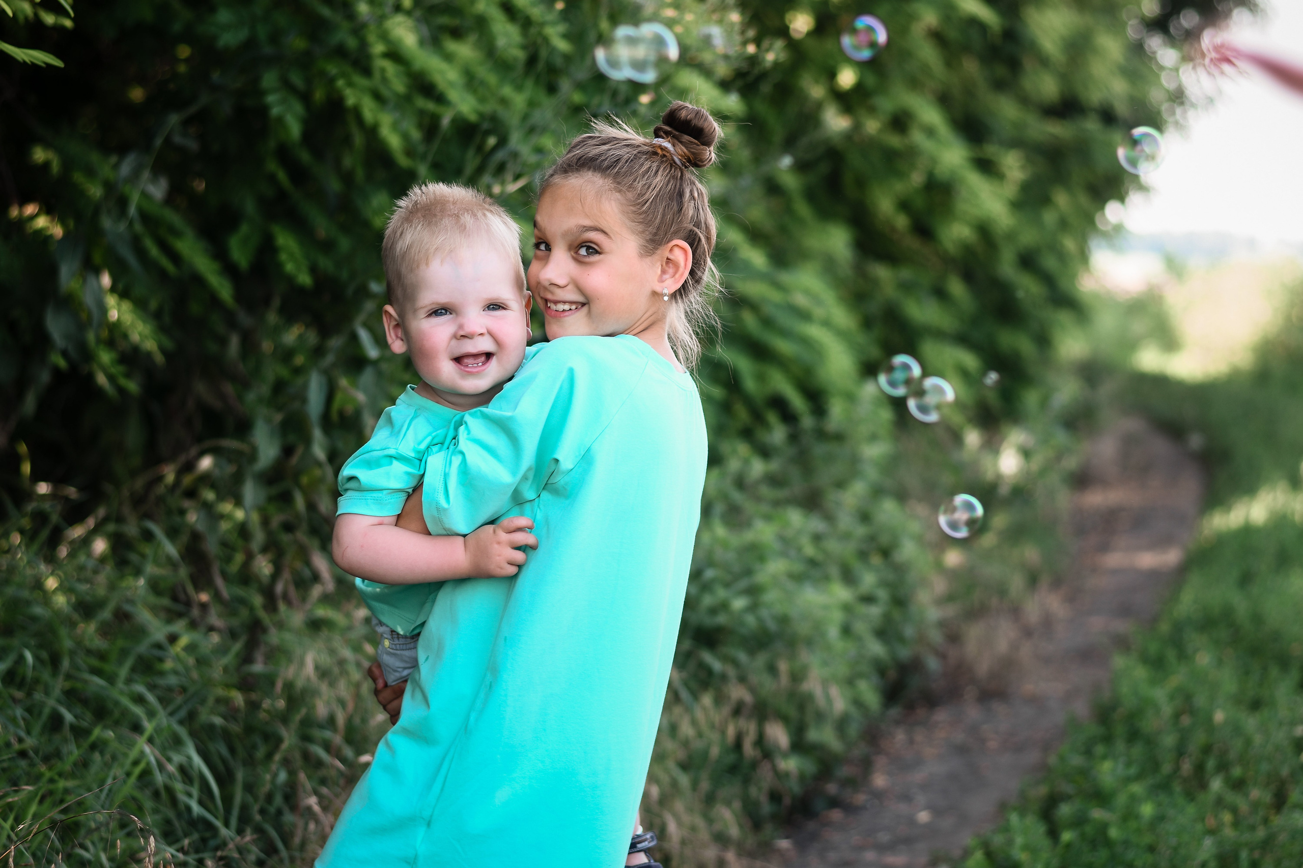 Летняя фотосессия прекрасной семьи. Детский и семейный фотограф Алёна Васильева