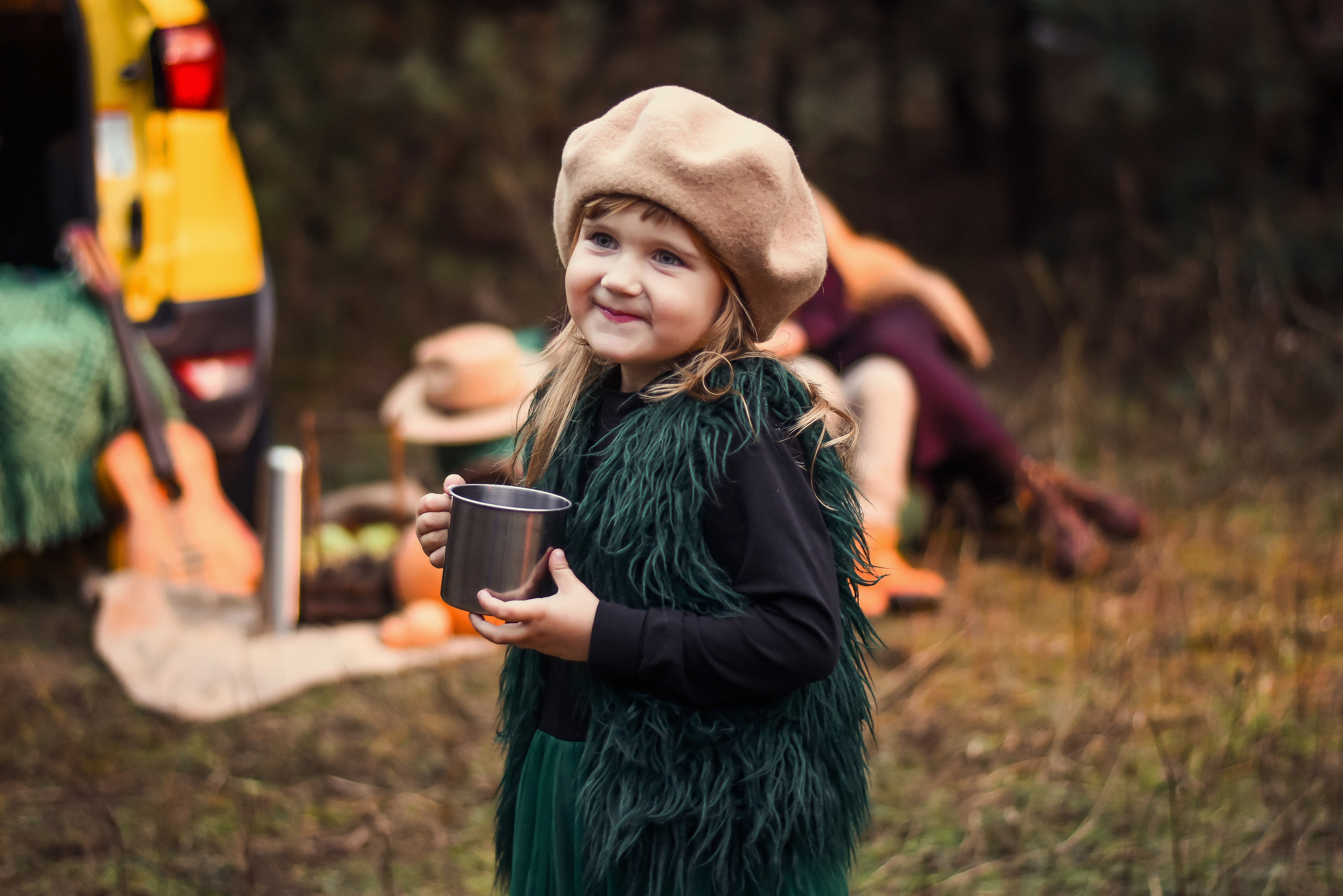 Прогулка в лесу всей семьёй. Детский и семейный фотограф Алёна Васильева