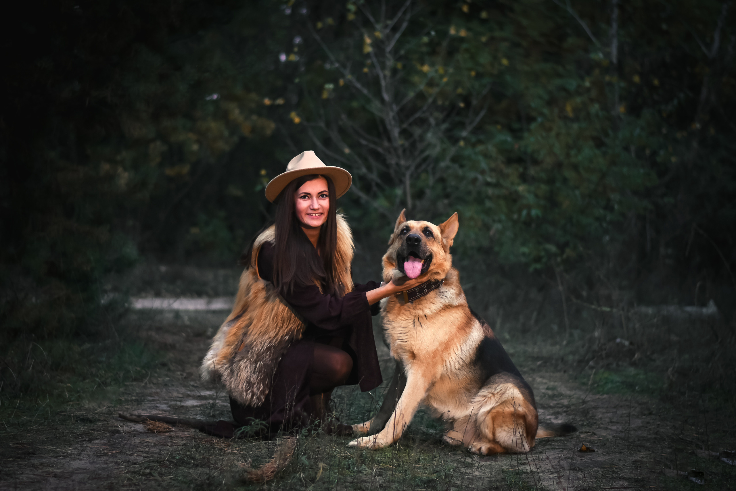 Прогулка в лесу всей семьёй. Детский и семейный фотограф Алёна Васильева