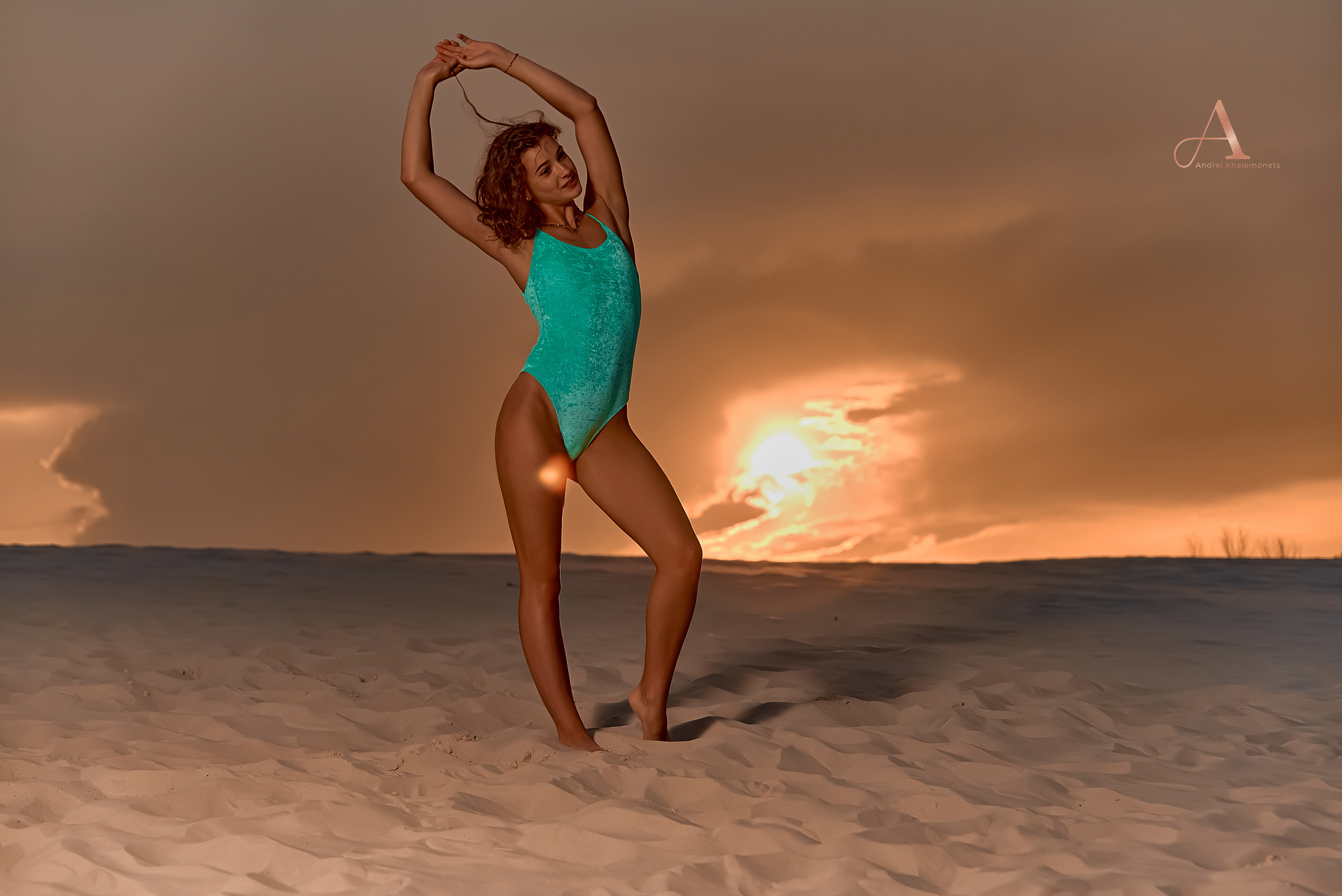 Закат в Оазисе Эмоций: Поэзия Света и Песка. Профессиональный Фотограф Халемонец Андрей в Кривой Рог Днепр Украина