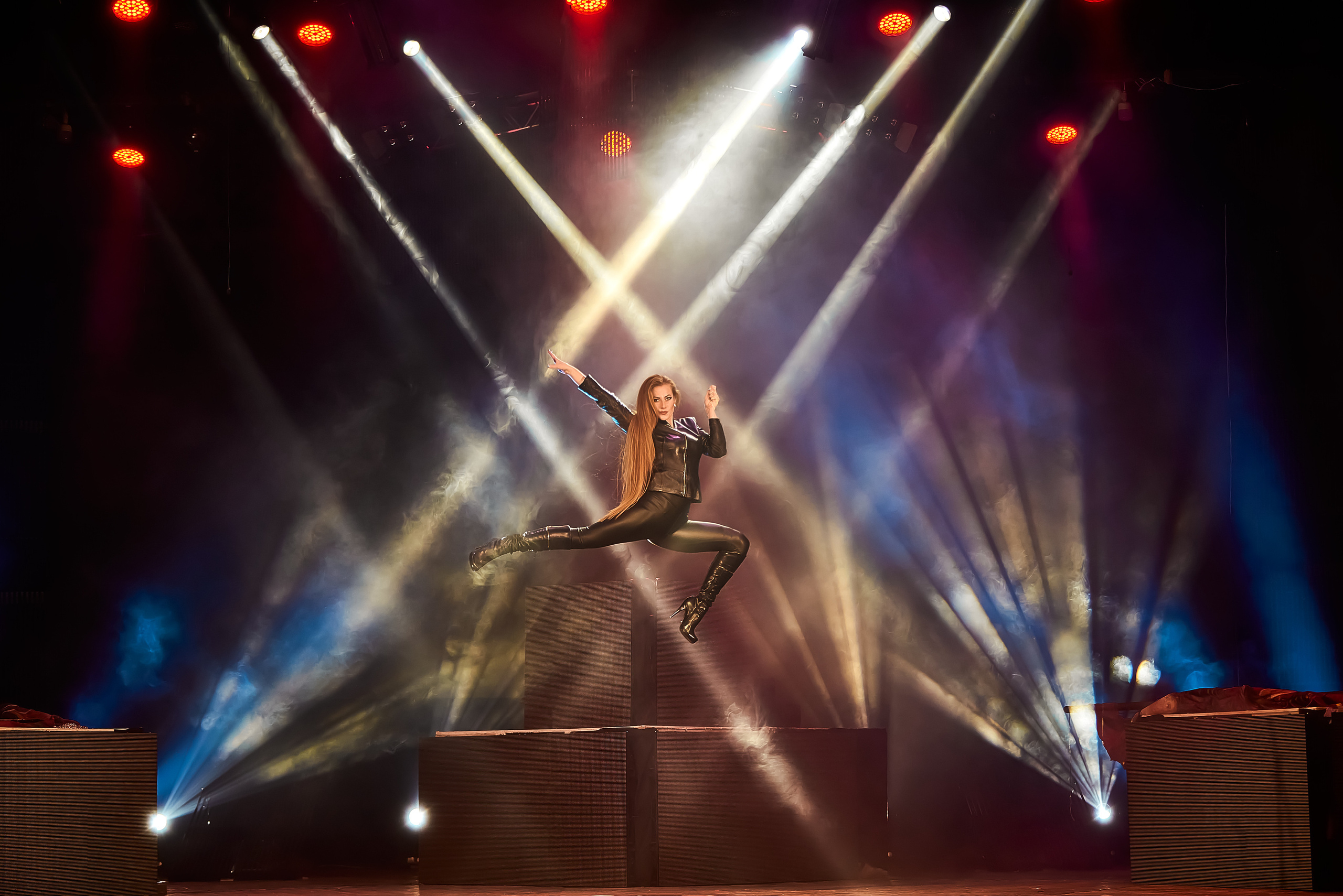 Когда Сцена это твоя Жизнь!. Профессиональный Фотограф Халемонец Андрей в Кривой Рог Днепр Украина