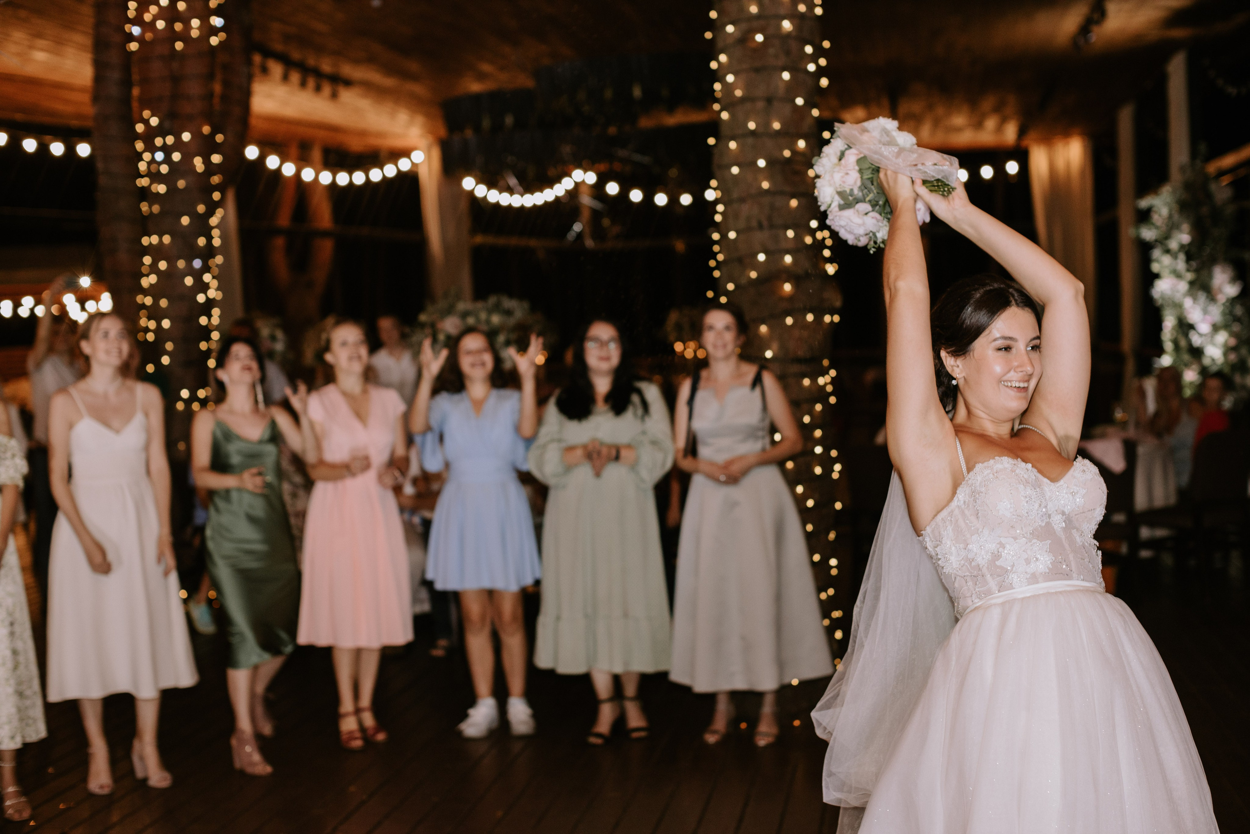 Matrimonio elegante di Olga & Slava — Emozioni autentiche e bellezza senza tempo. Fotografo di matrimoni a Firenze, Pisa e Toscana | Fotografia spontanea ed elegante in Italia