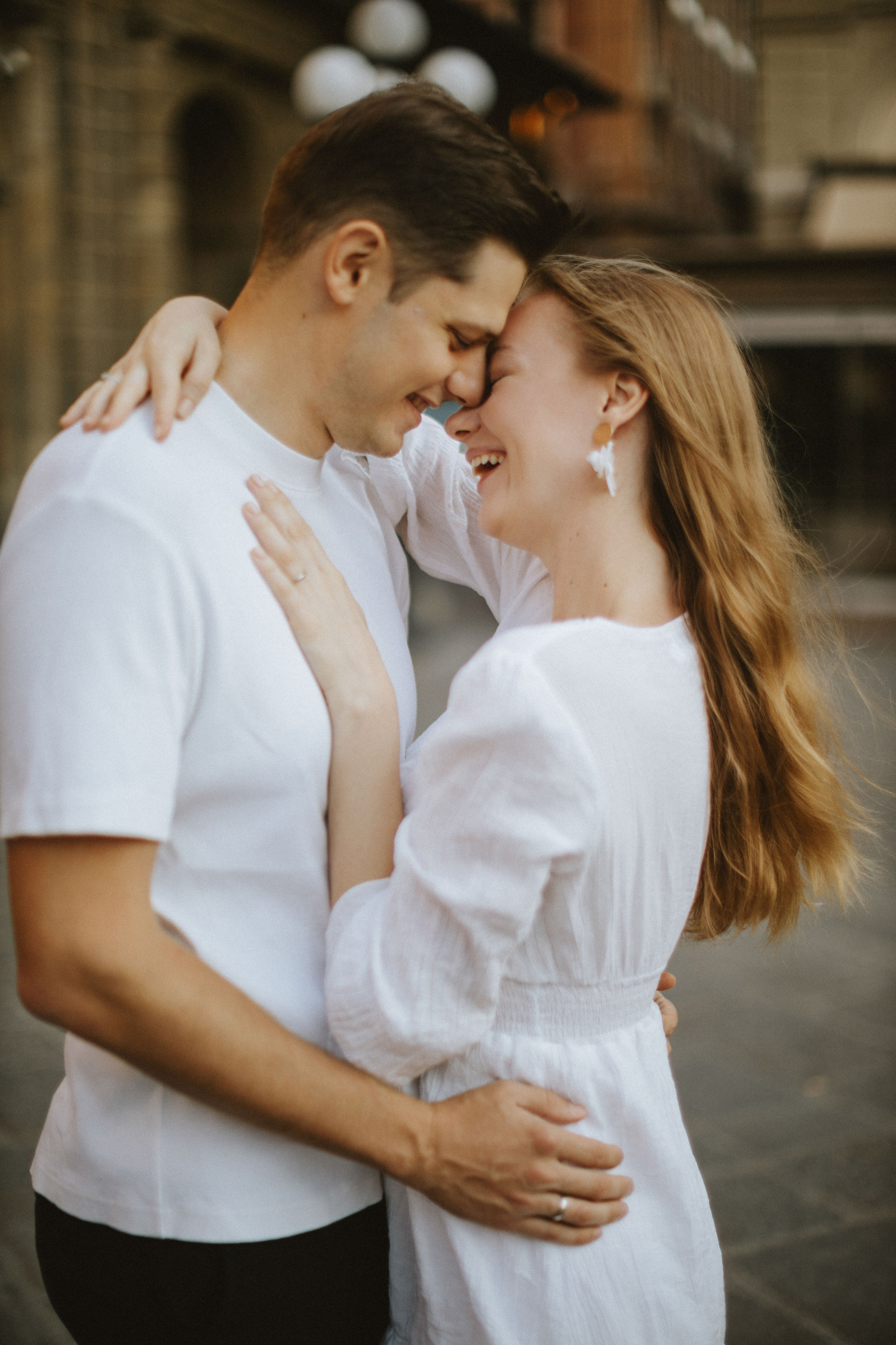 Couple Photoshoot Florence | Romantic Session at Ponte Vecchio & Uffizi. Wedding Photographer in Florence, Pisa & Tuscany | Candid & Elegant Photography in Italy