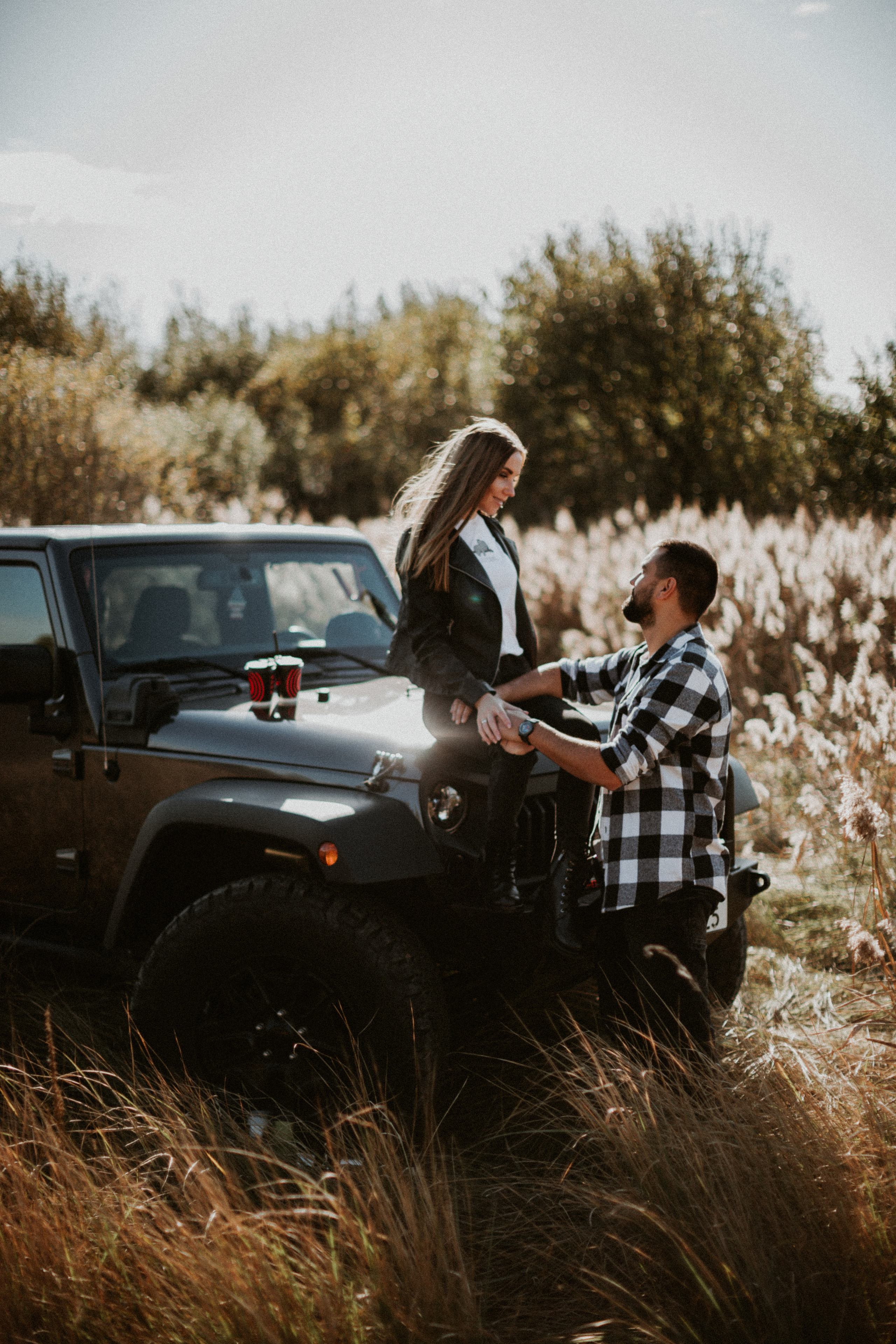 Nikolay & Olga — Stylish Couple Photoshoot | Sunset & Jeep Wrangler Meta Description: Discover Nikolay & Olga’s romantic couple photoshoot:. Wedding Photographer in Florence, Pisa & Tuscany | Candid & Elegant Photography in Italy