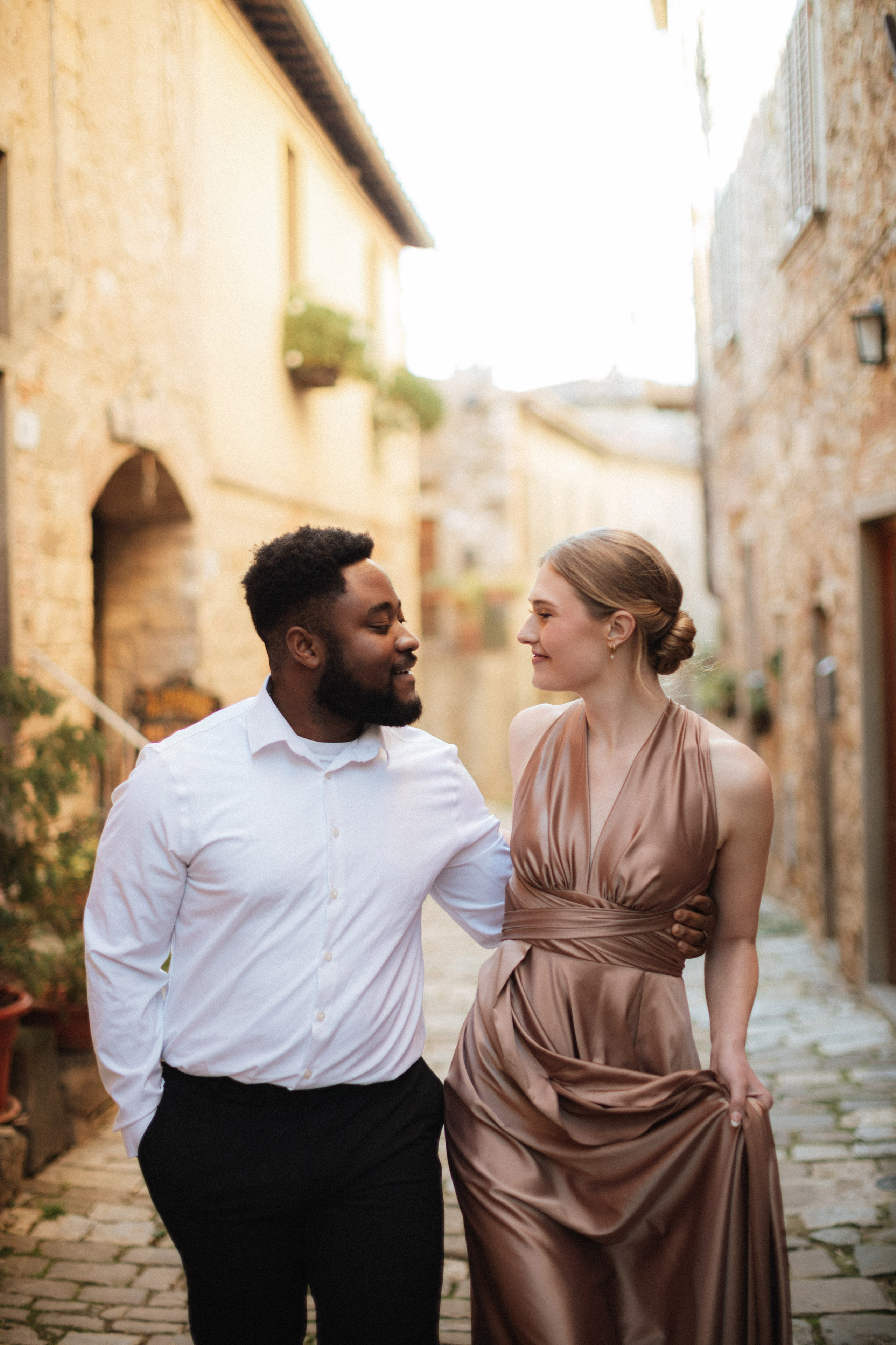Seth & Janaya. Fotografo di matrimoni a Firenze, Pisa e Toscana | Fotografia spontanea ed elegante in Italia