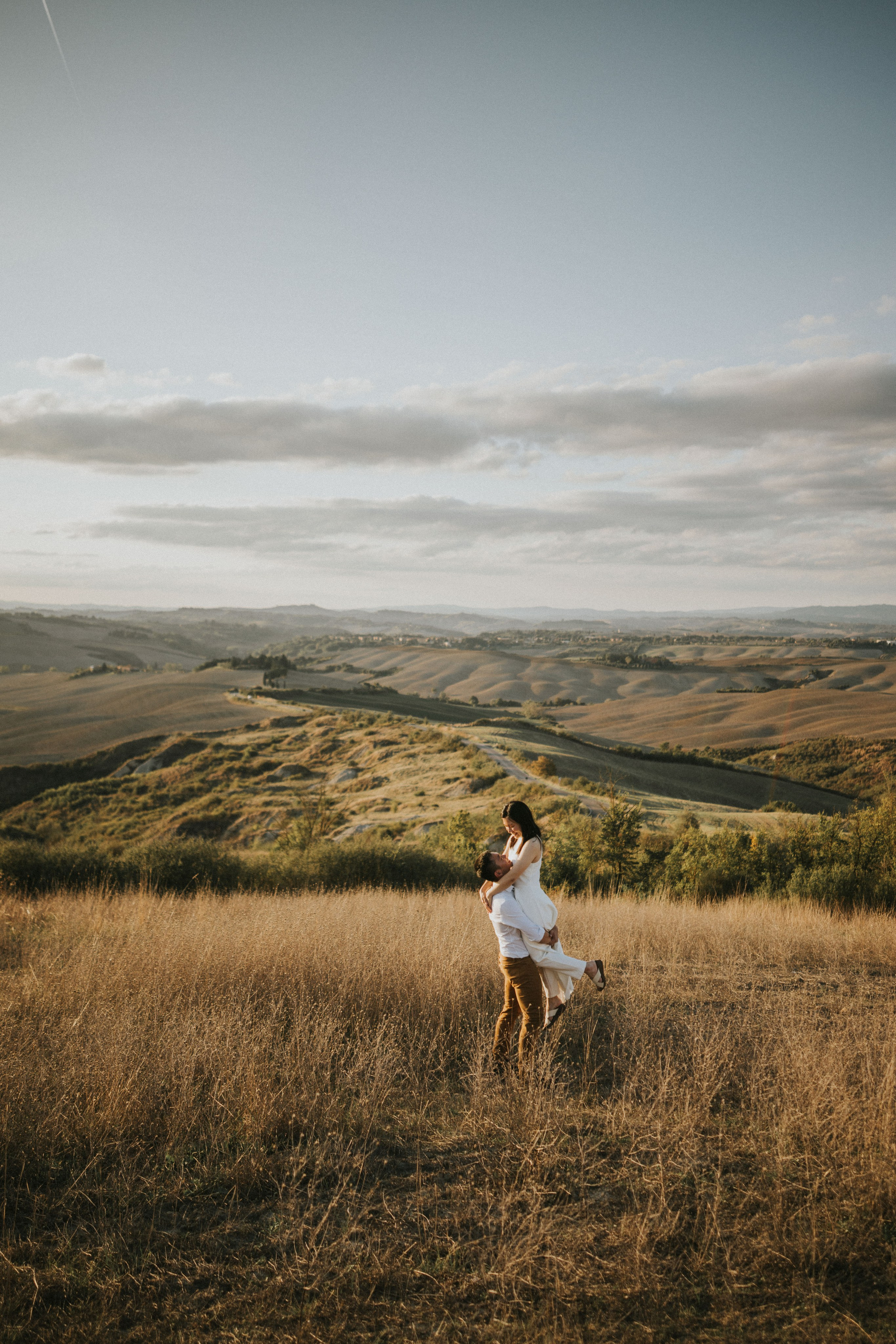 Family Photoshoot in Tuscany | Val d’Orcia & Pienza Photographer. Wedding Photographer in Florence, Pisa & Tuscany | Candid & Elegant Photography in Italy