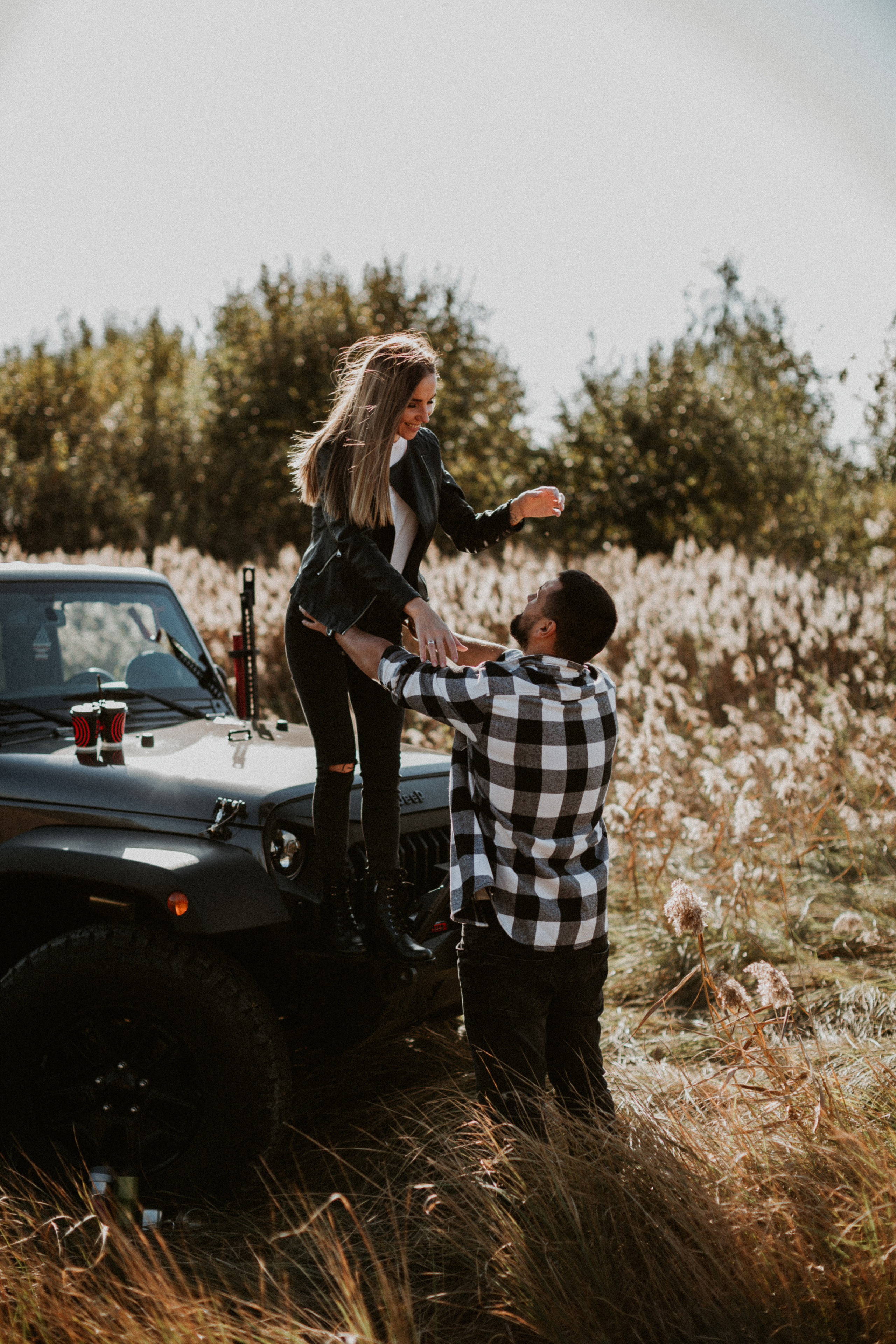 Nikolay & Olga — Stylish Couple Photoshoot | Sunset & Jeep Wrangler Meta Description: Discover Nikolay & Olga’s romantic couple photoshoot:. Wedding Photographer in Florence, Pisa & Tuscany | Candid & Elegant Photography in Italy