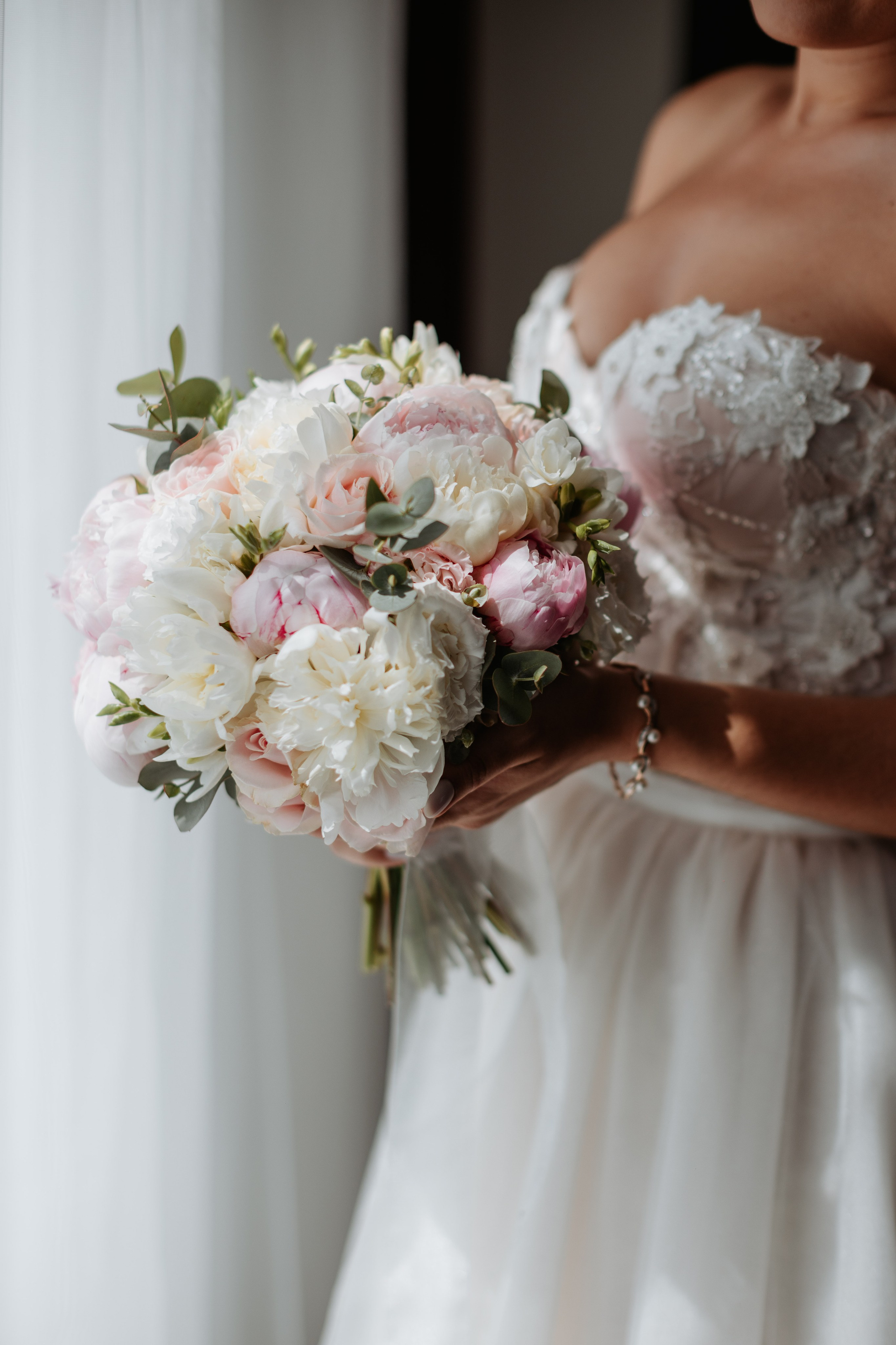 Matrimonio elegante di Olga & Slava — Emozioni autentiche e bellezza senza tempo. Fotografo di matrimoni a Firenze, Pisa e Toscana | Fotografia spontanea ed elegante in Italia