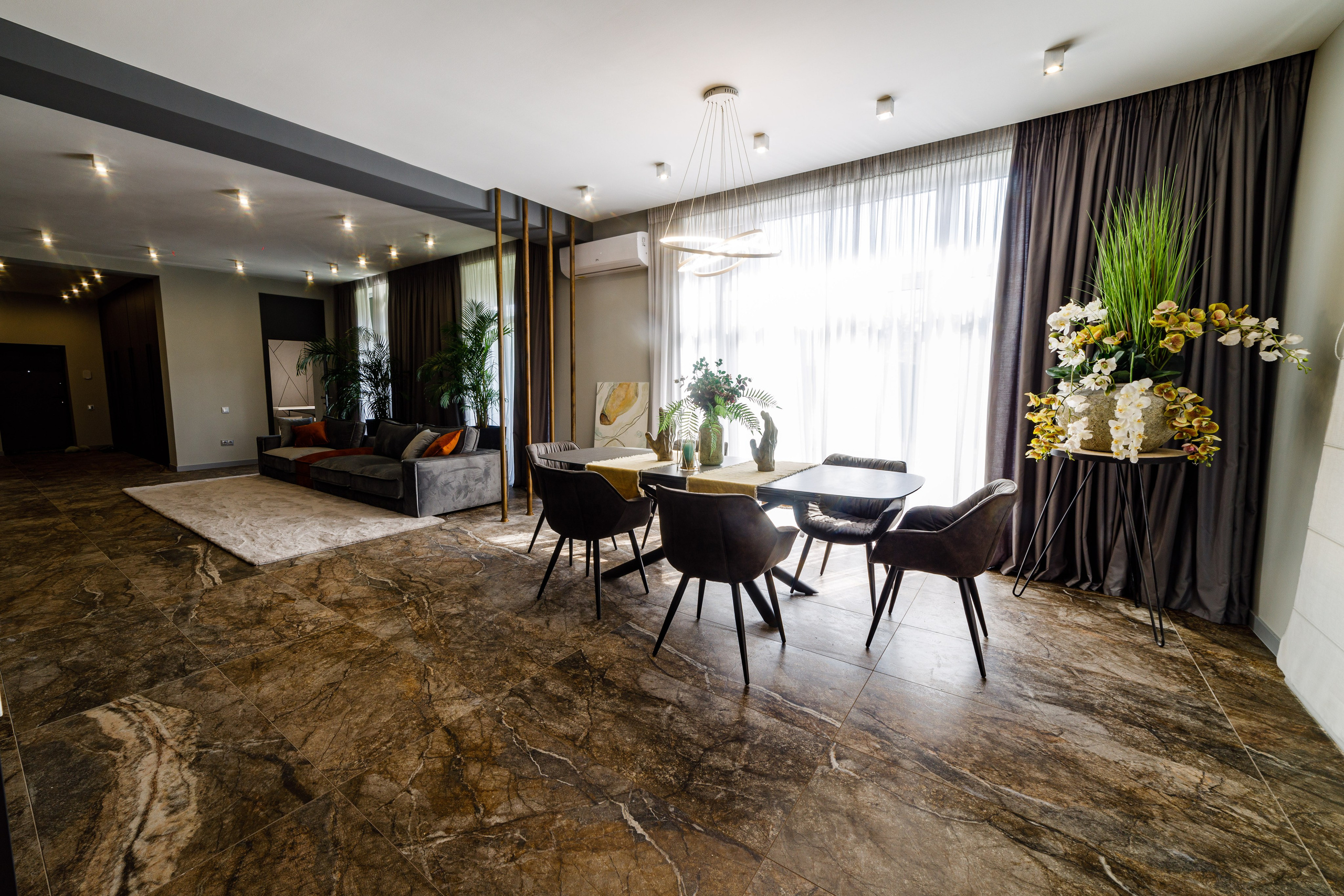 Fotografia di interni e architettura a Firenze, Toscana e Italia | Kutsan Photography. Fotografo di matrimoni a Firenze, Pisa e Toscana | Fotografia spontanea ed elegante in Italia