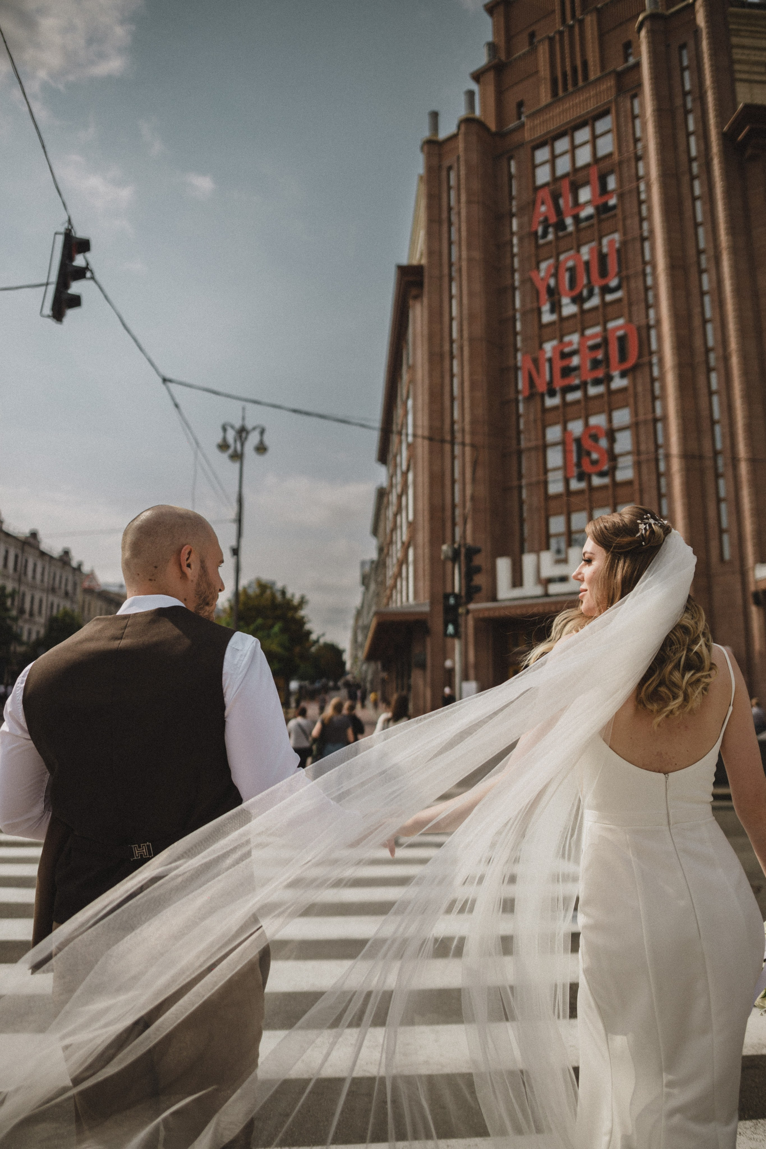 Elegant Urban Wedding Photography — Roman & Valentina. Wedding Photographer in Florence, Pisa & Tuscany | Candid & Elegant Photography in Italy