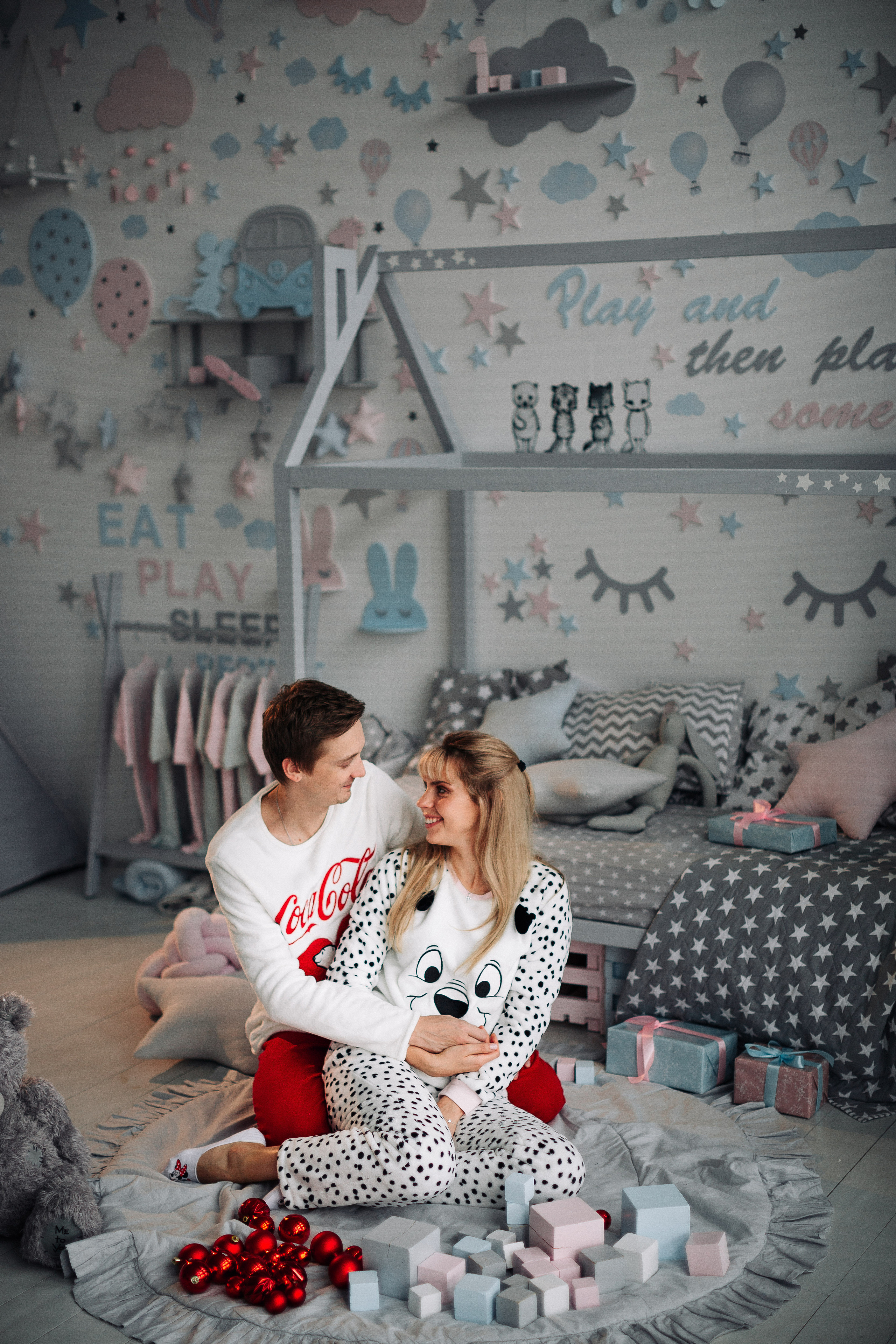 Студійна сімейна фотосесія. Wedding Photographer in Florence, Pisa & Tuscany | Candid & Elegant Photography in Italy