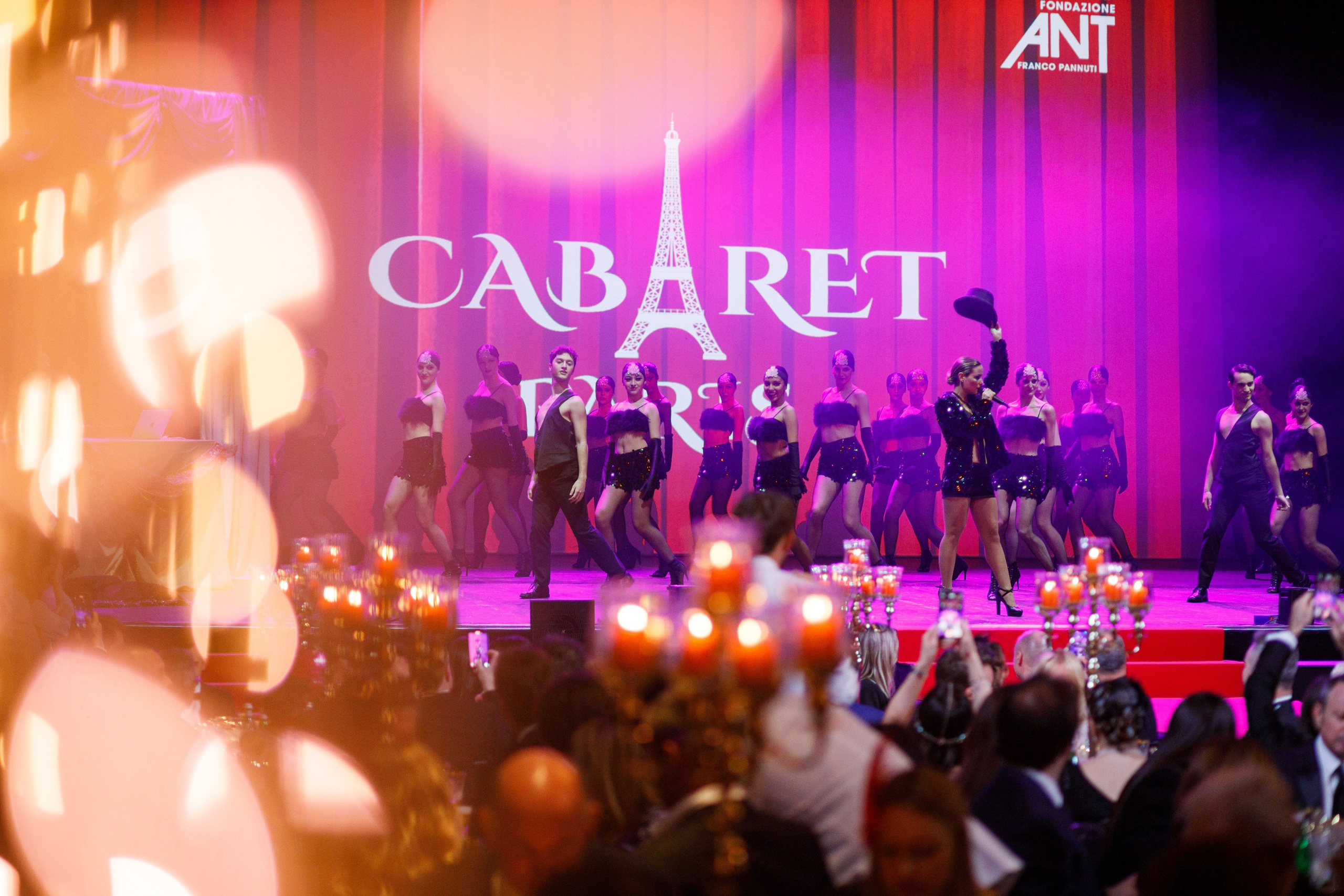 Cabaret Paris — Event Photography for Fondazione ANT | Gala & Charity Photography. Wedding Photographer in Florence, Pisa & Tuscany | Candid & Elegant Photography in Italy