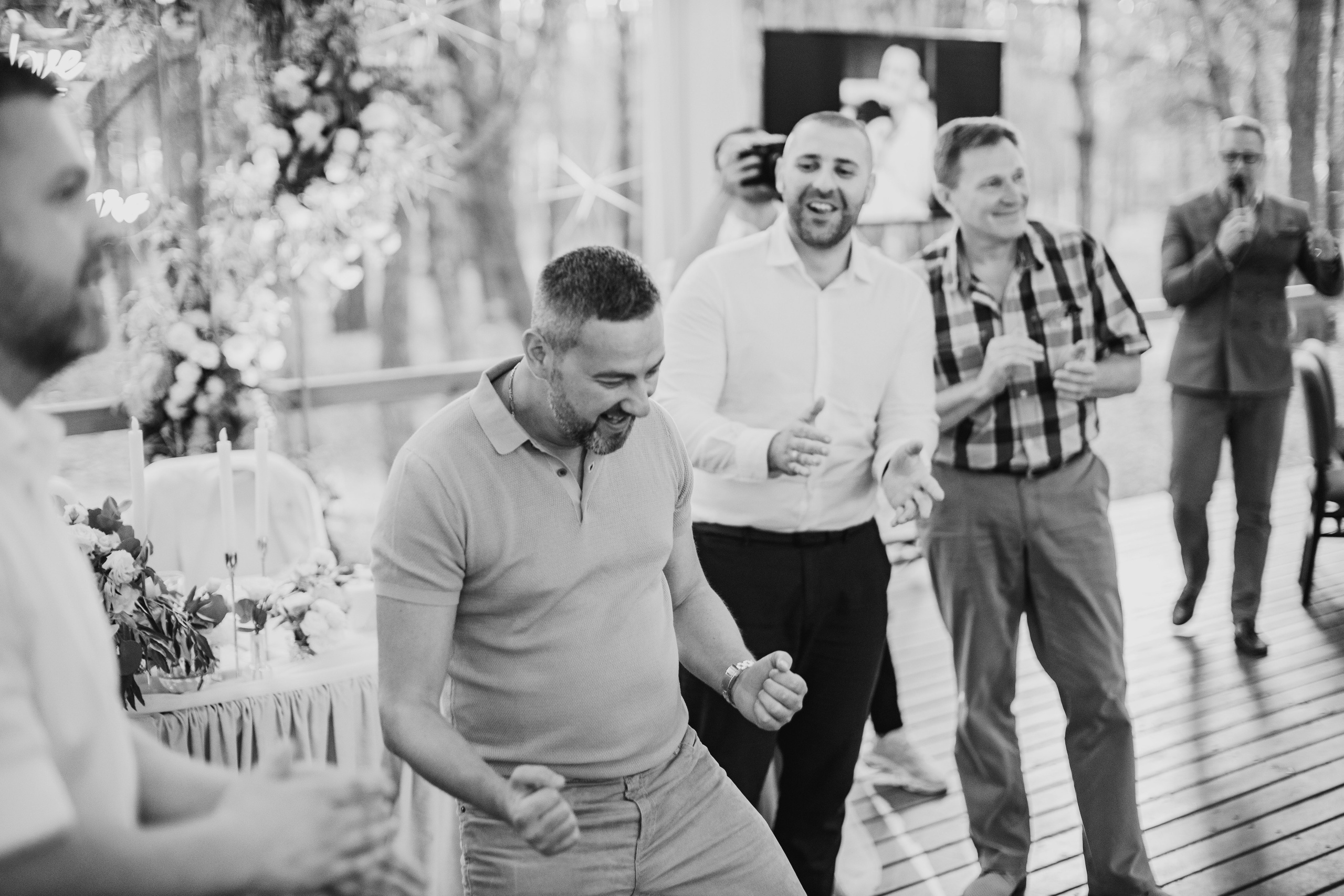 Matrimonio elegante di Olga & Slava — Emozioni autentiche e bellezza senza tempo. Fotografo di matrimoni a Firenze, Pisa e Toscana | Fotografia spontanea ed elegante in Italia